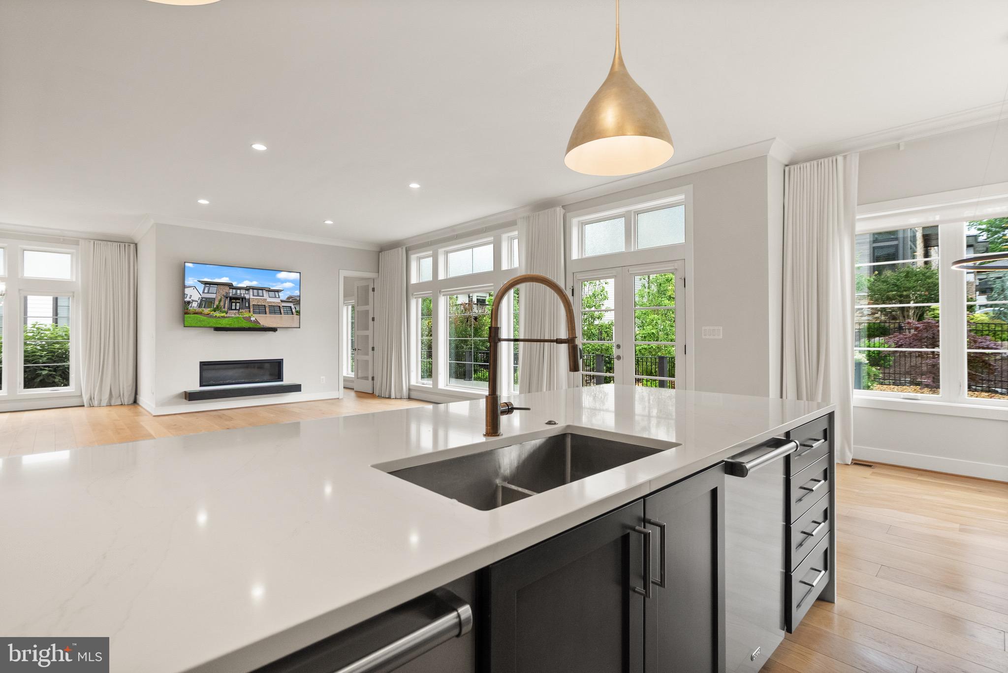 PARK GROVE - Residential