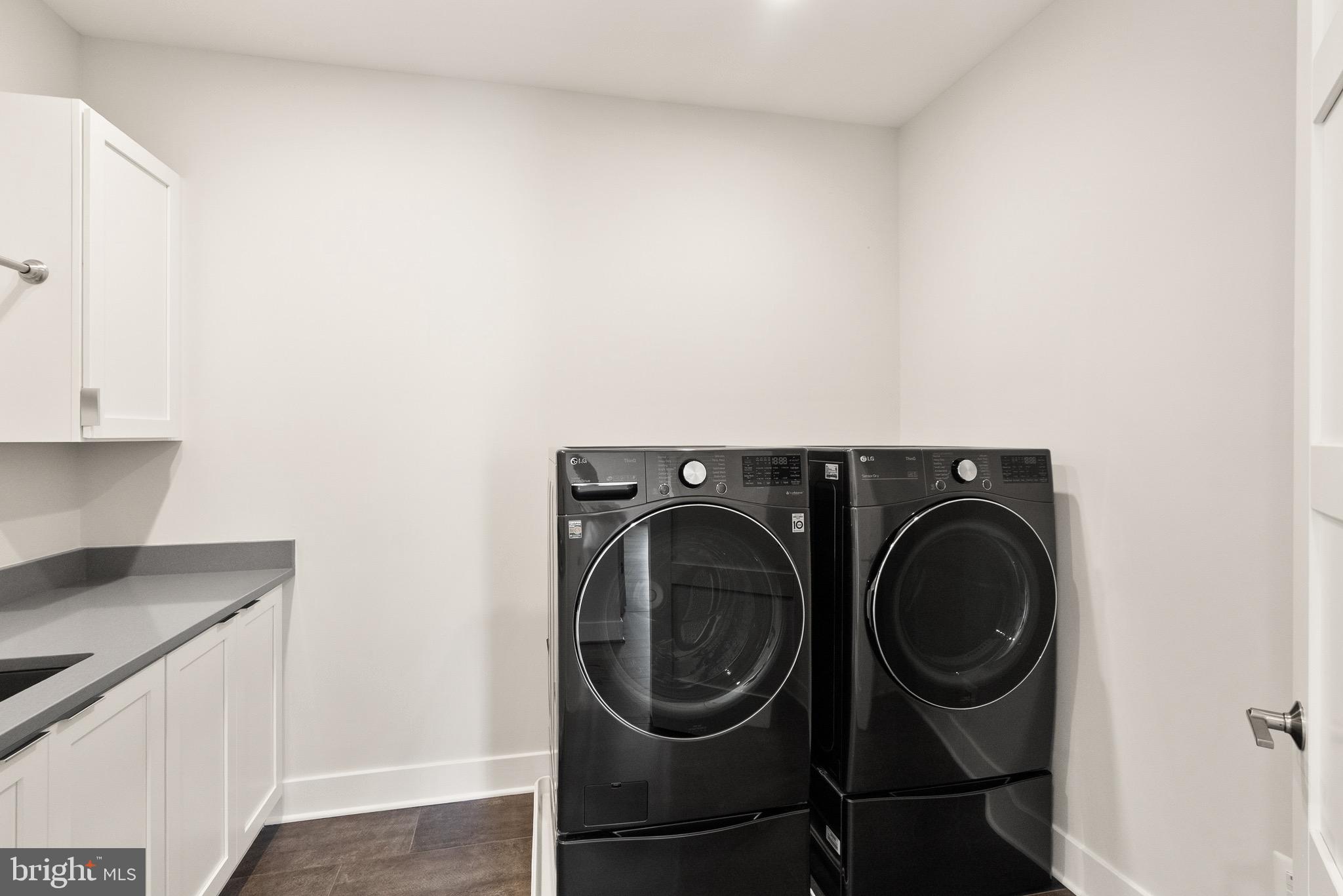 PARK GROVE - Residential