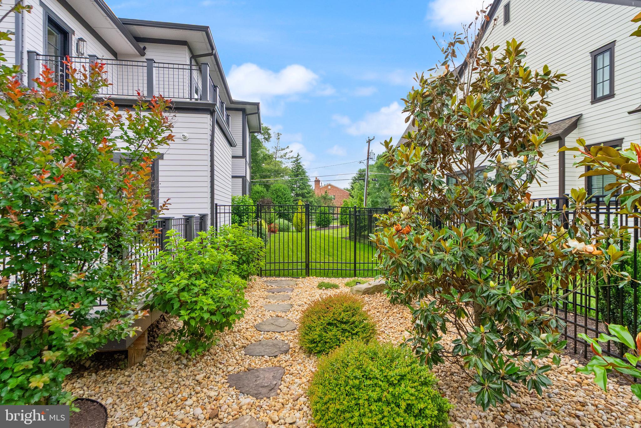 PARK GROVE - Residential