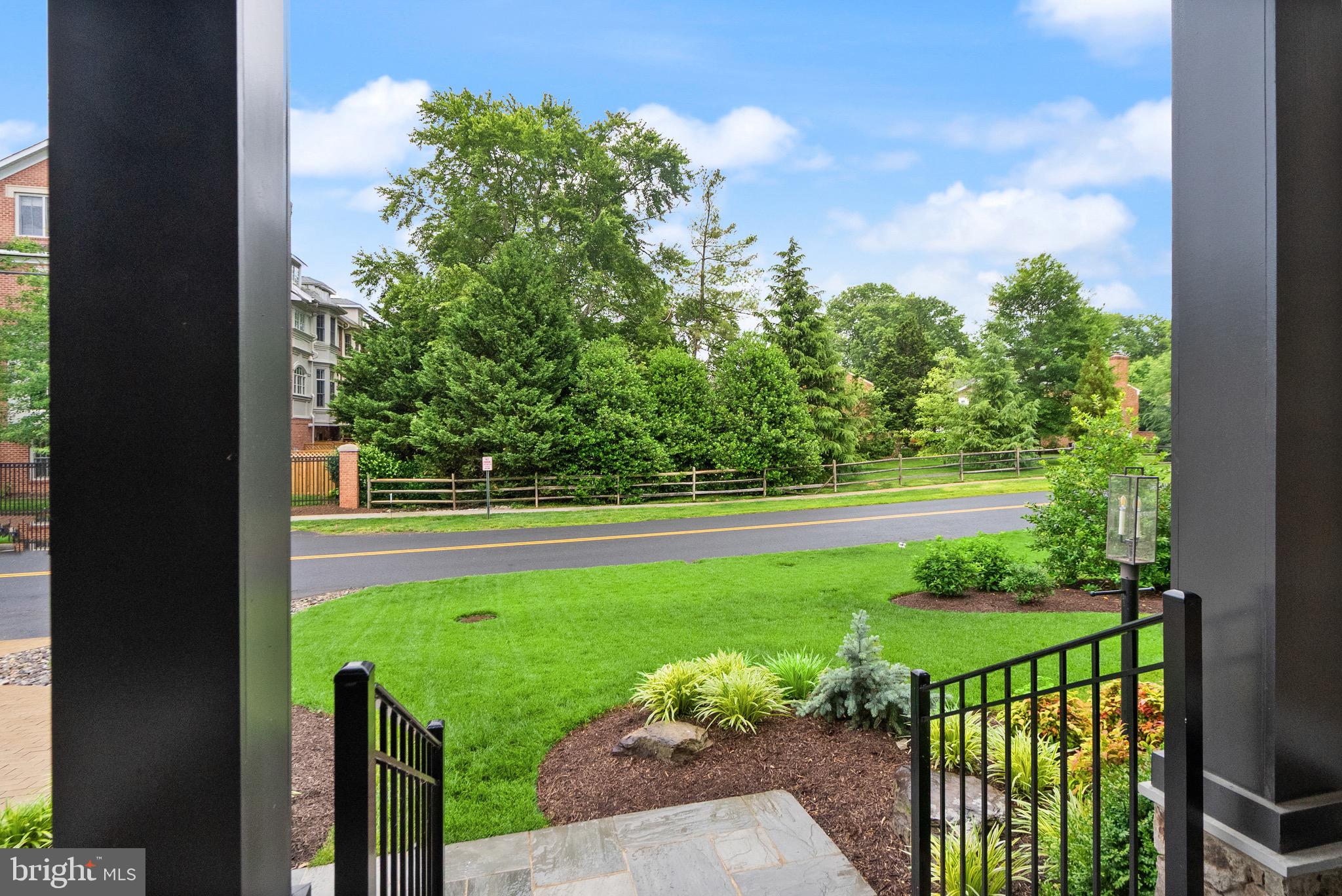 PARK GROVE - Residential