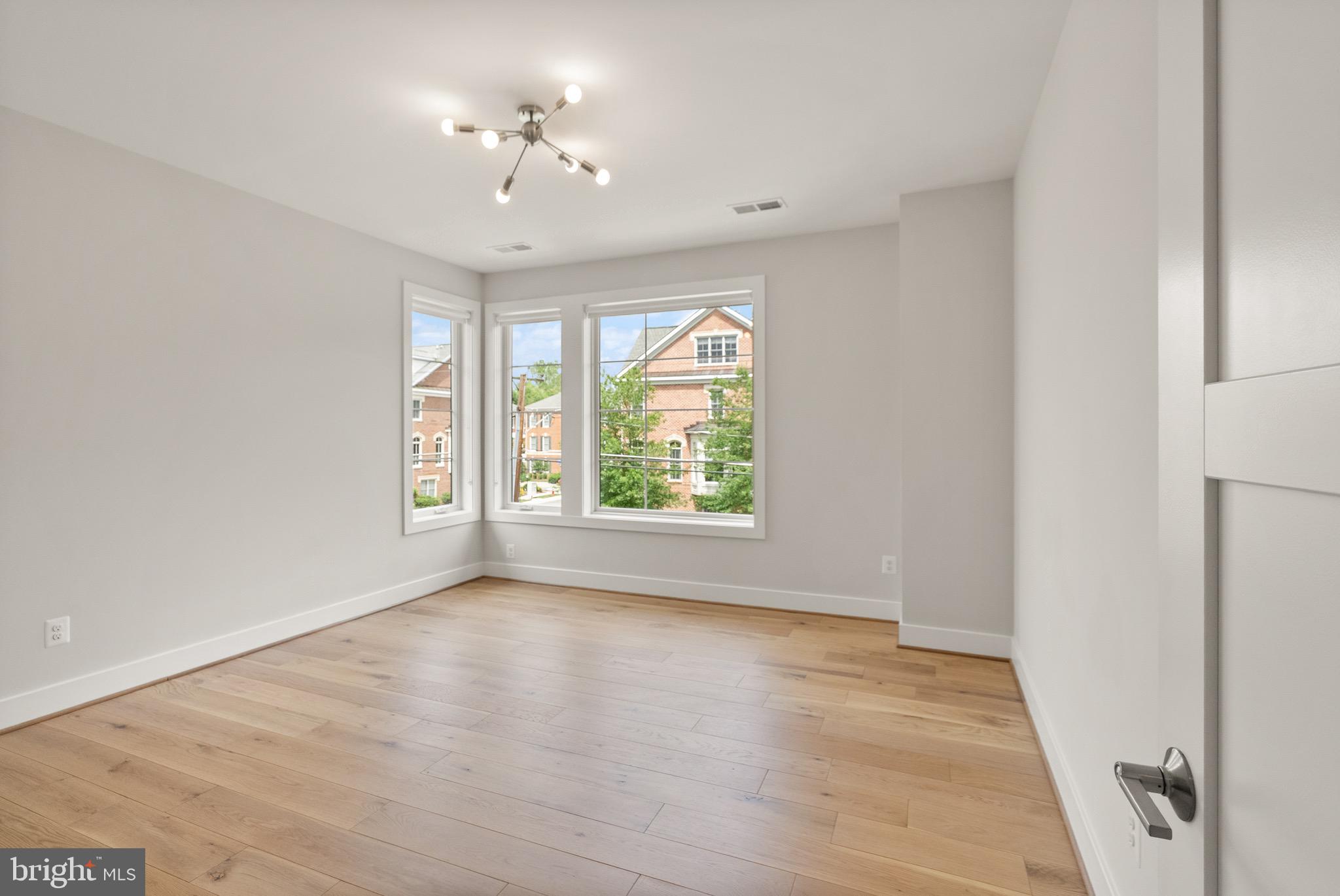 PARK GROVE - Residential