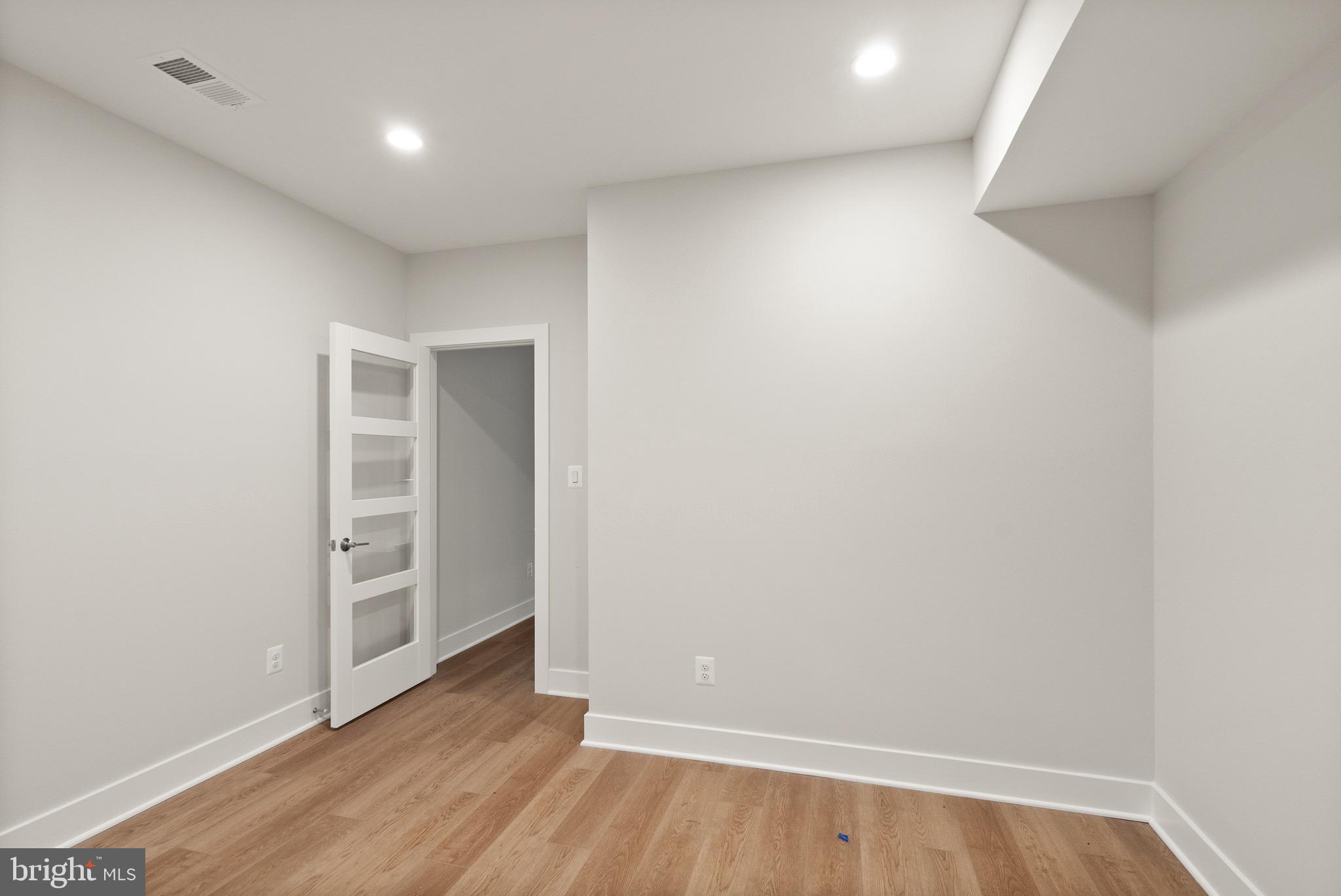 PARK GROVE - Residential