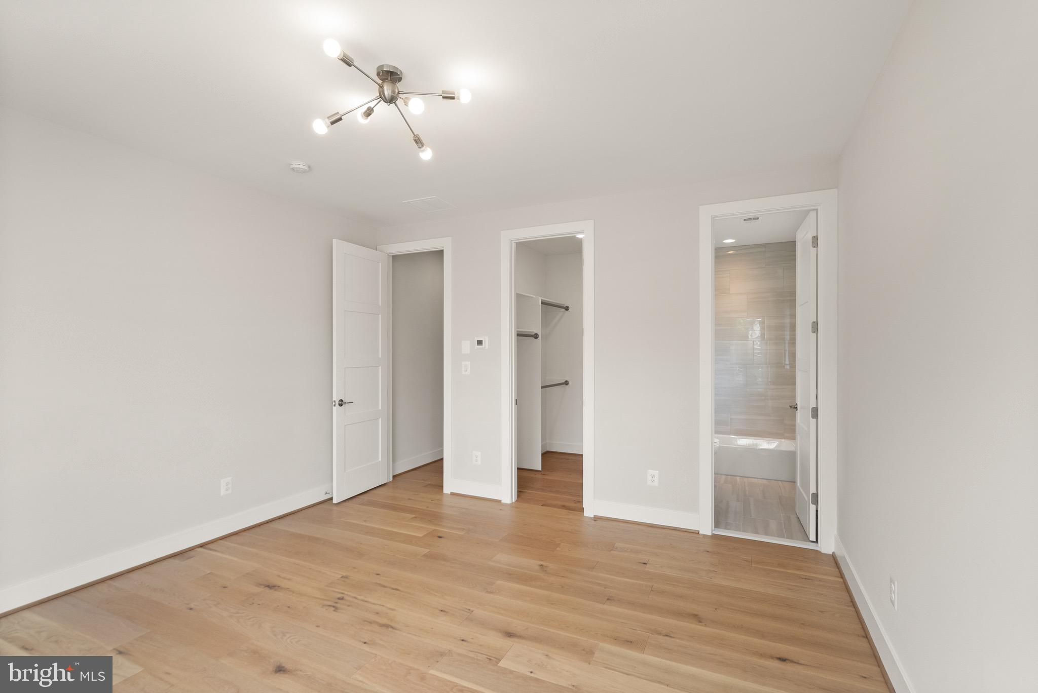 PARK GROVE - Residential