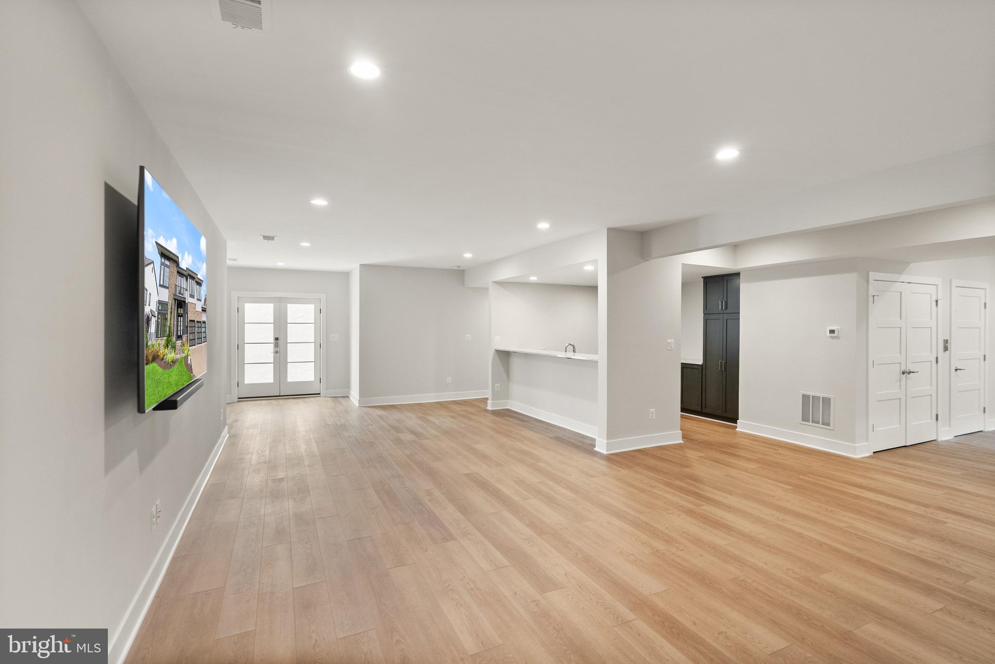 PARK GROVE - Residential