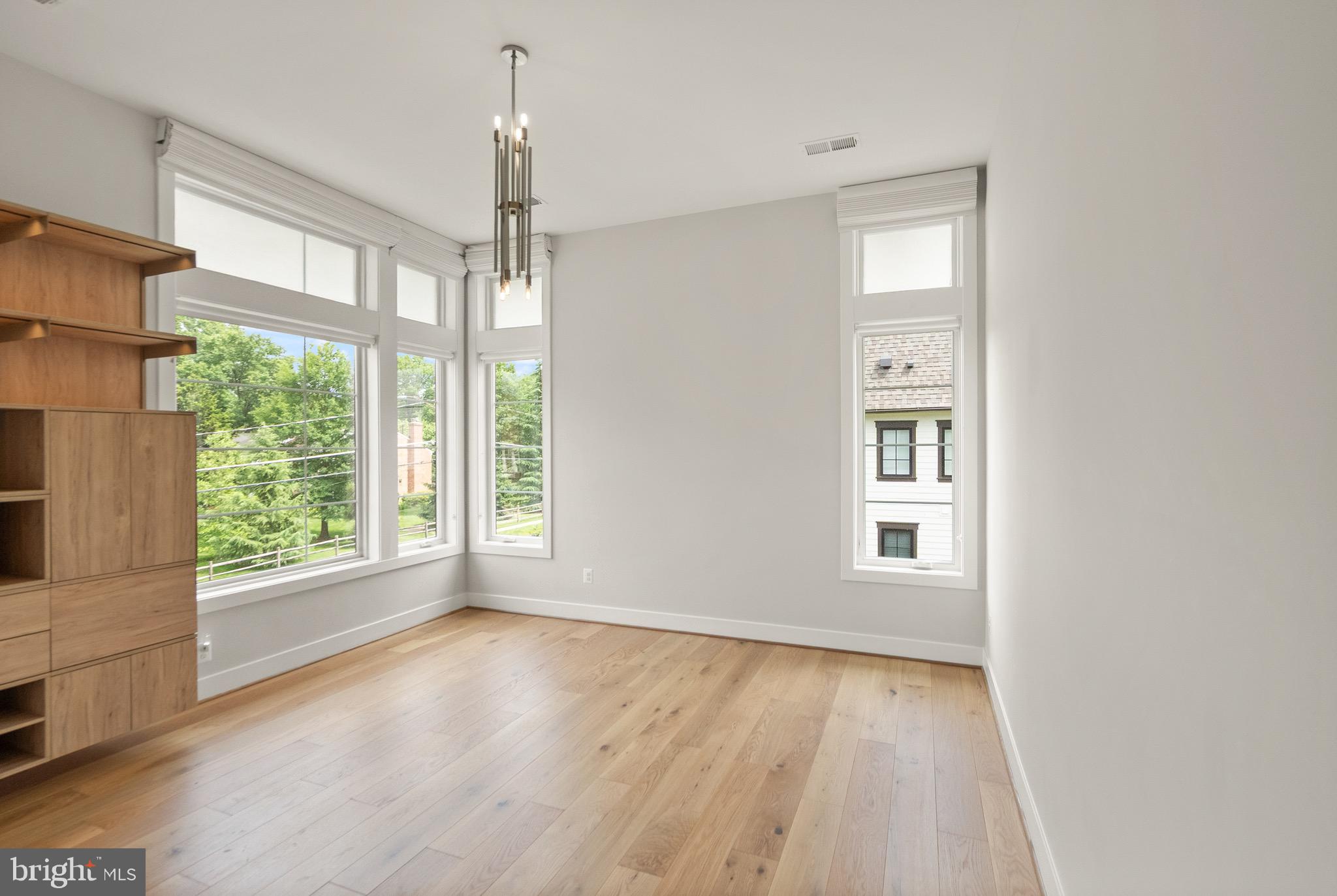 PARK GROVE - Residential