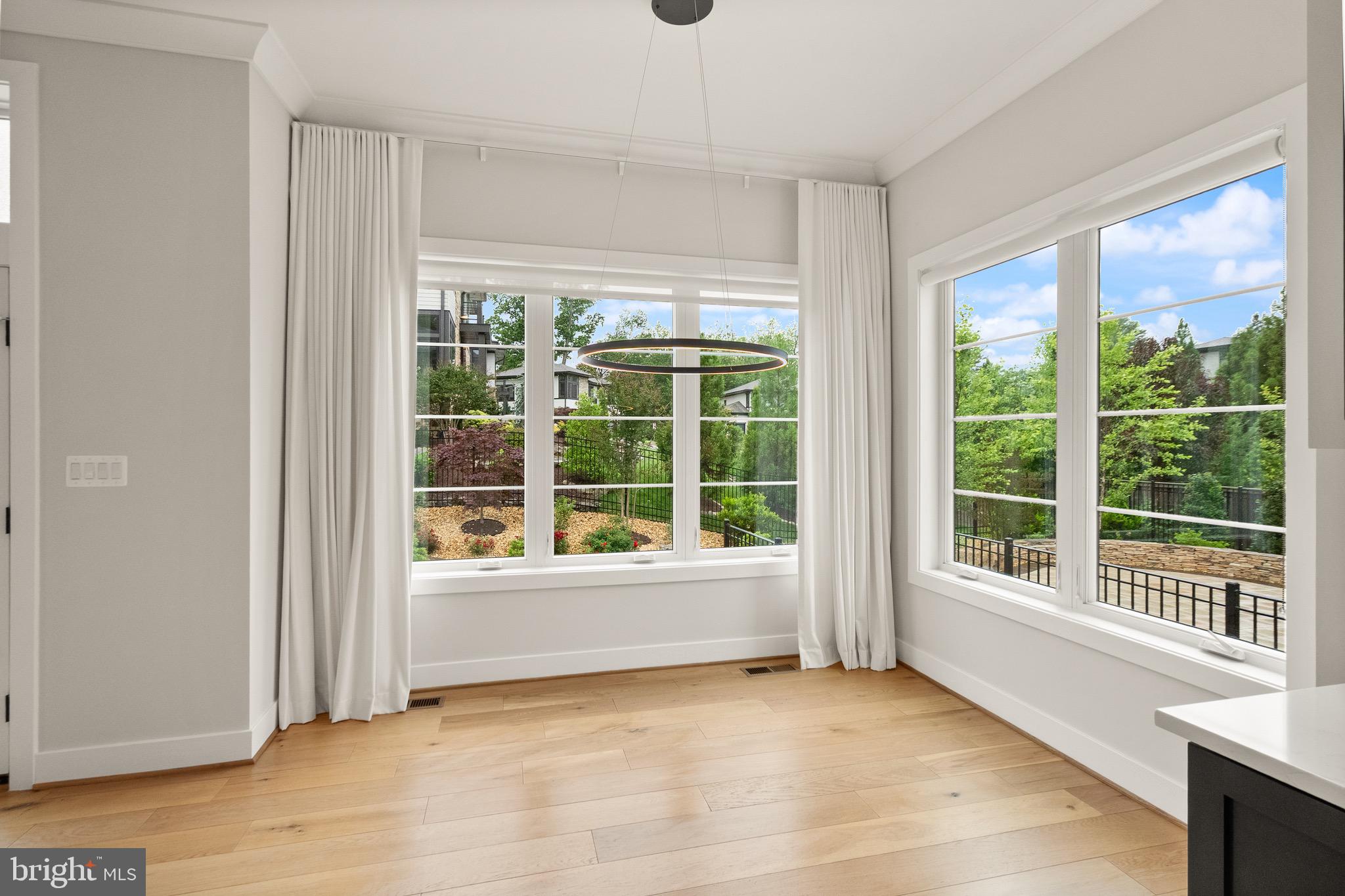 PARK GROVE - Residential