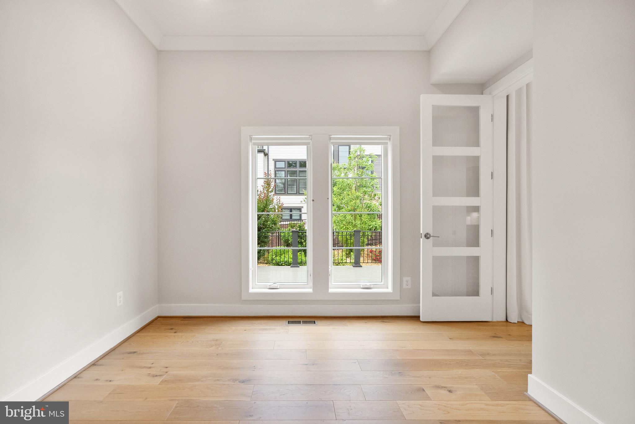 PARK GROVE - Residential