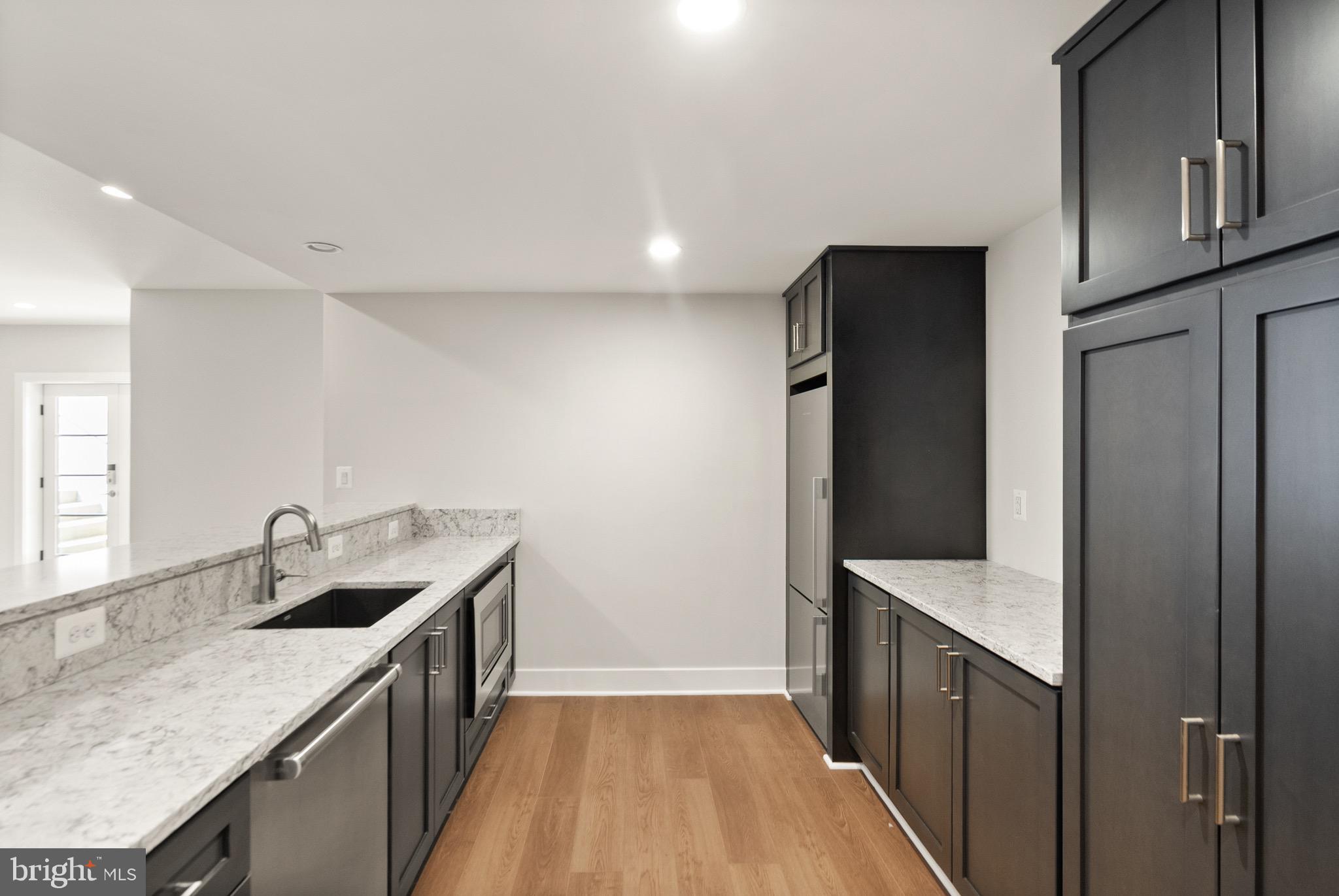 PARK GROVE - Residential