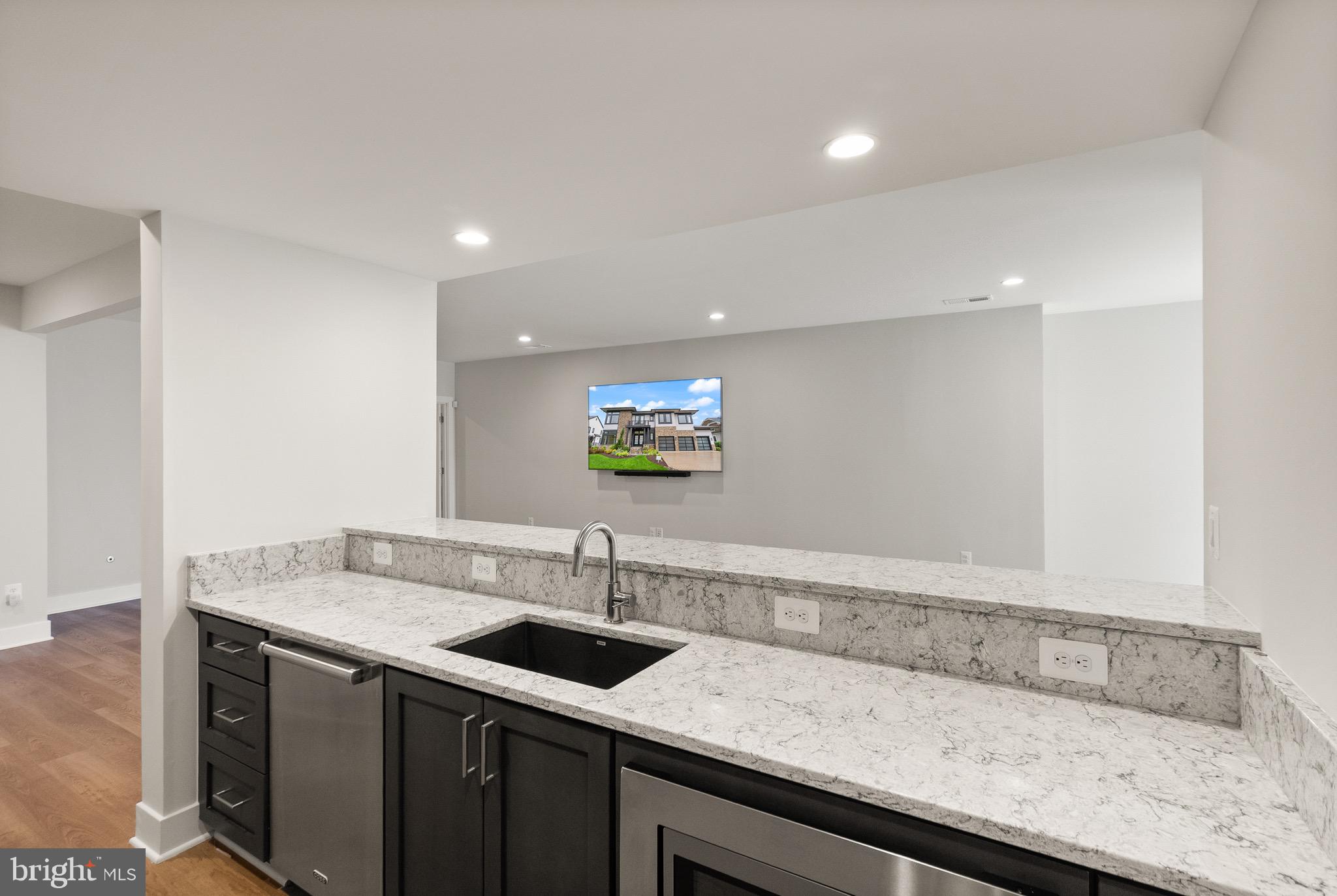 PARK GROVE - Residential