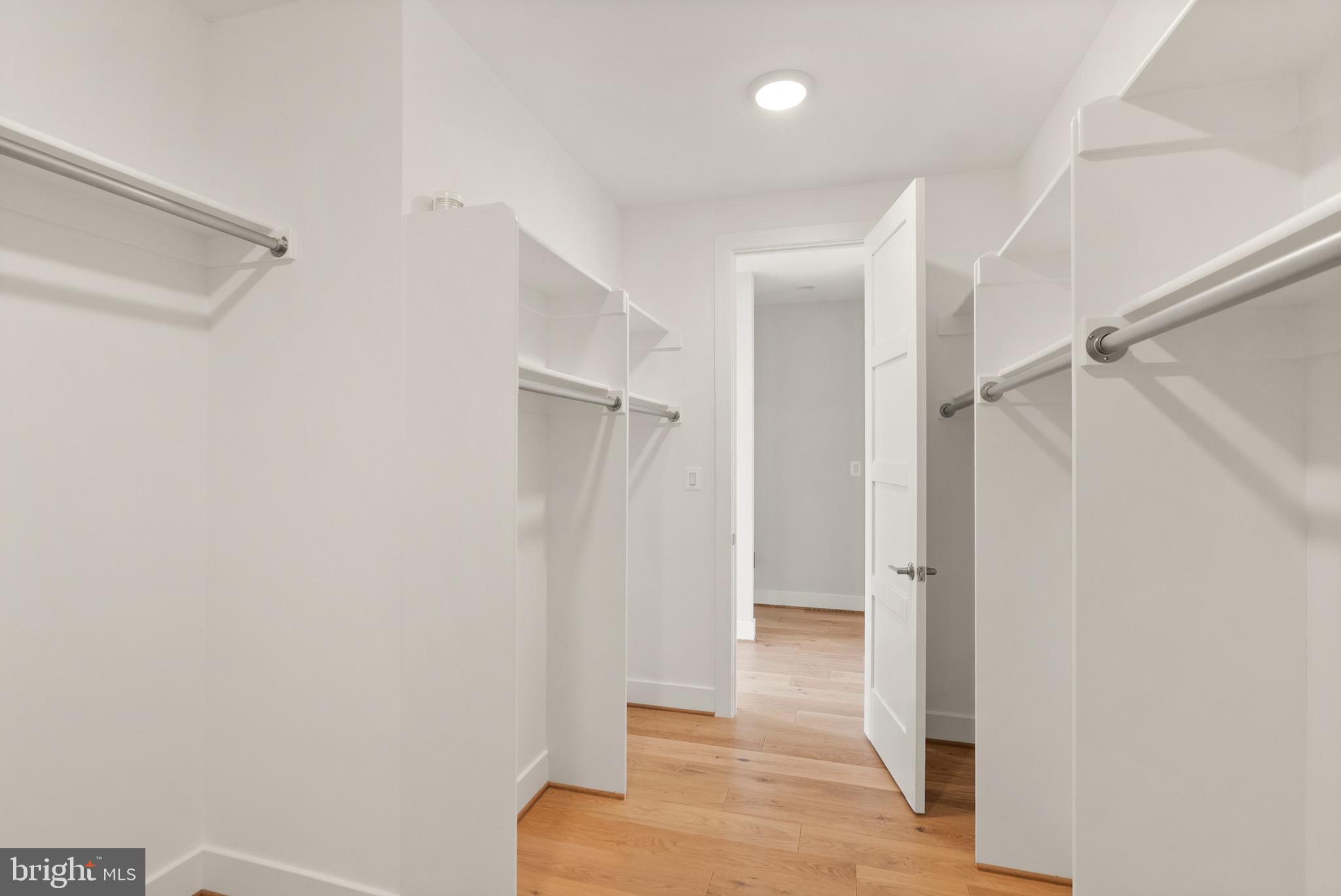 PARK GROVE - Residential