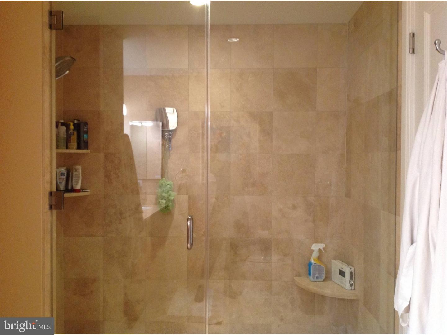 RITTENHOUSE SQUARE - Residential Lease