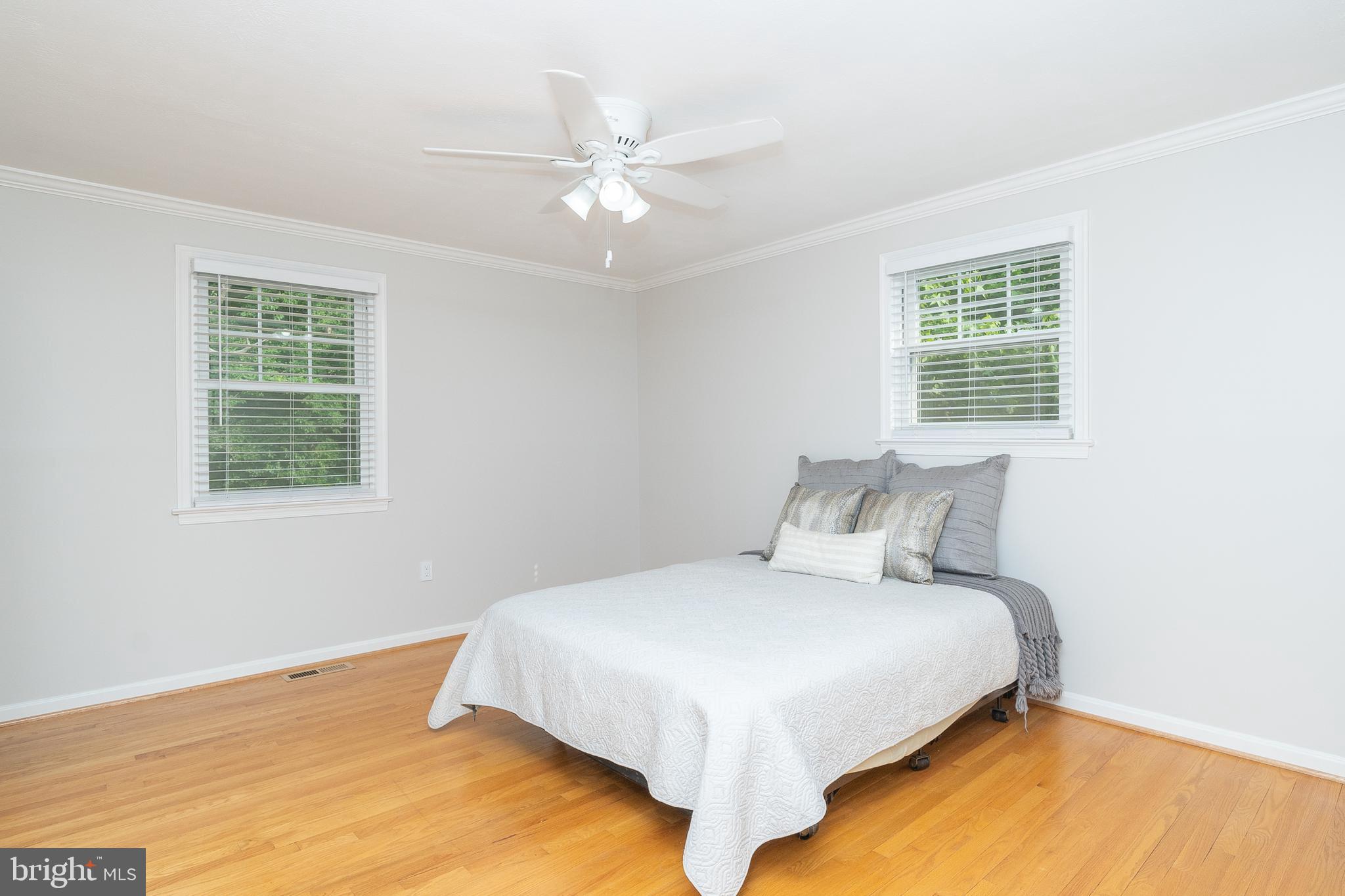 WILLIAMSBURG ESTATES - Residential