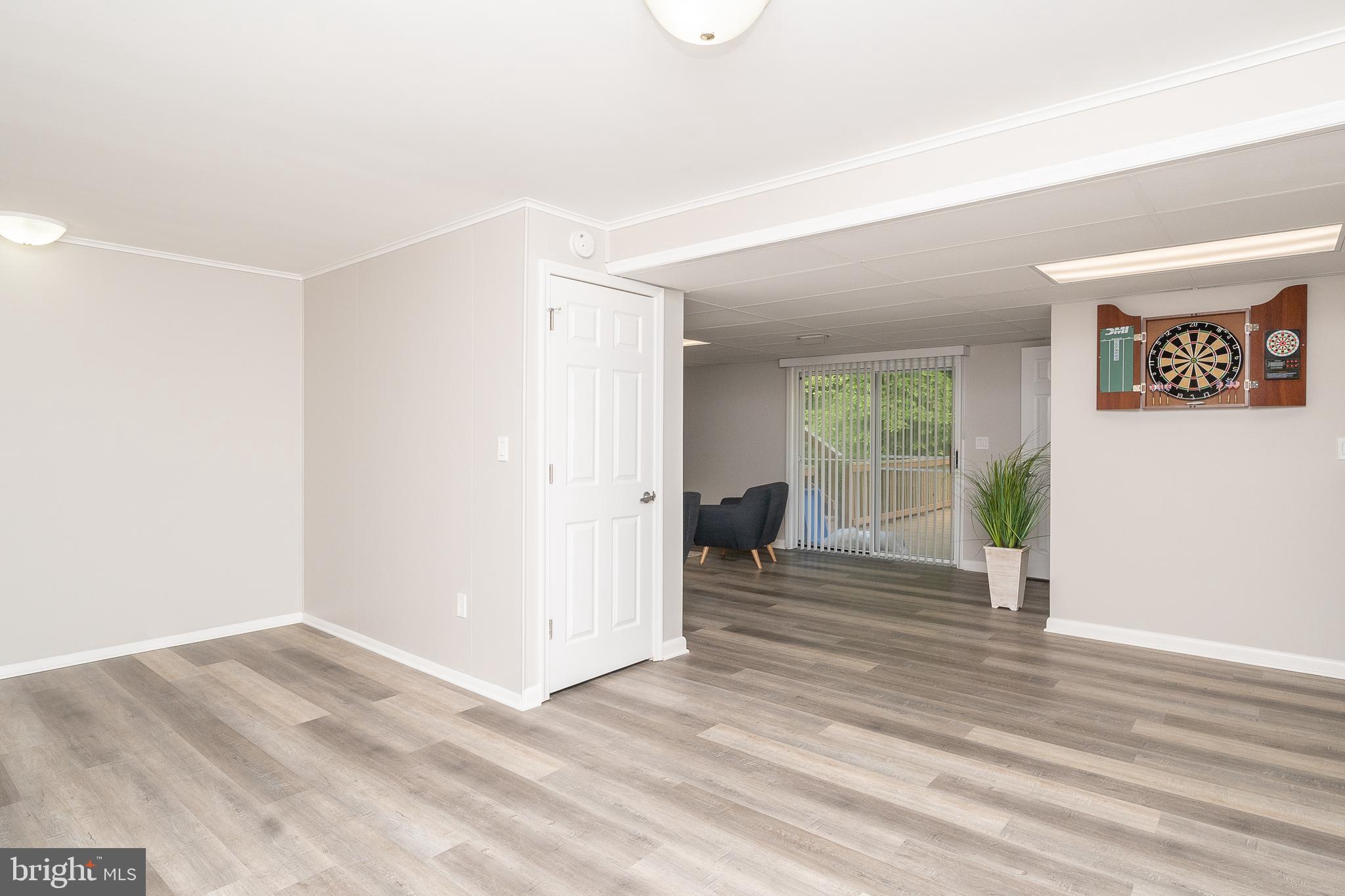 WILLIAMSBURG ESTATES - Residential