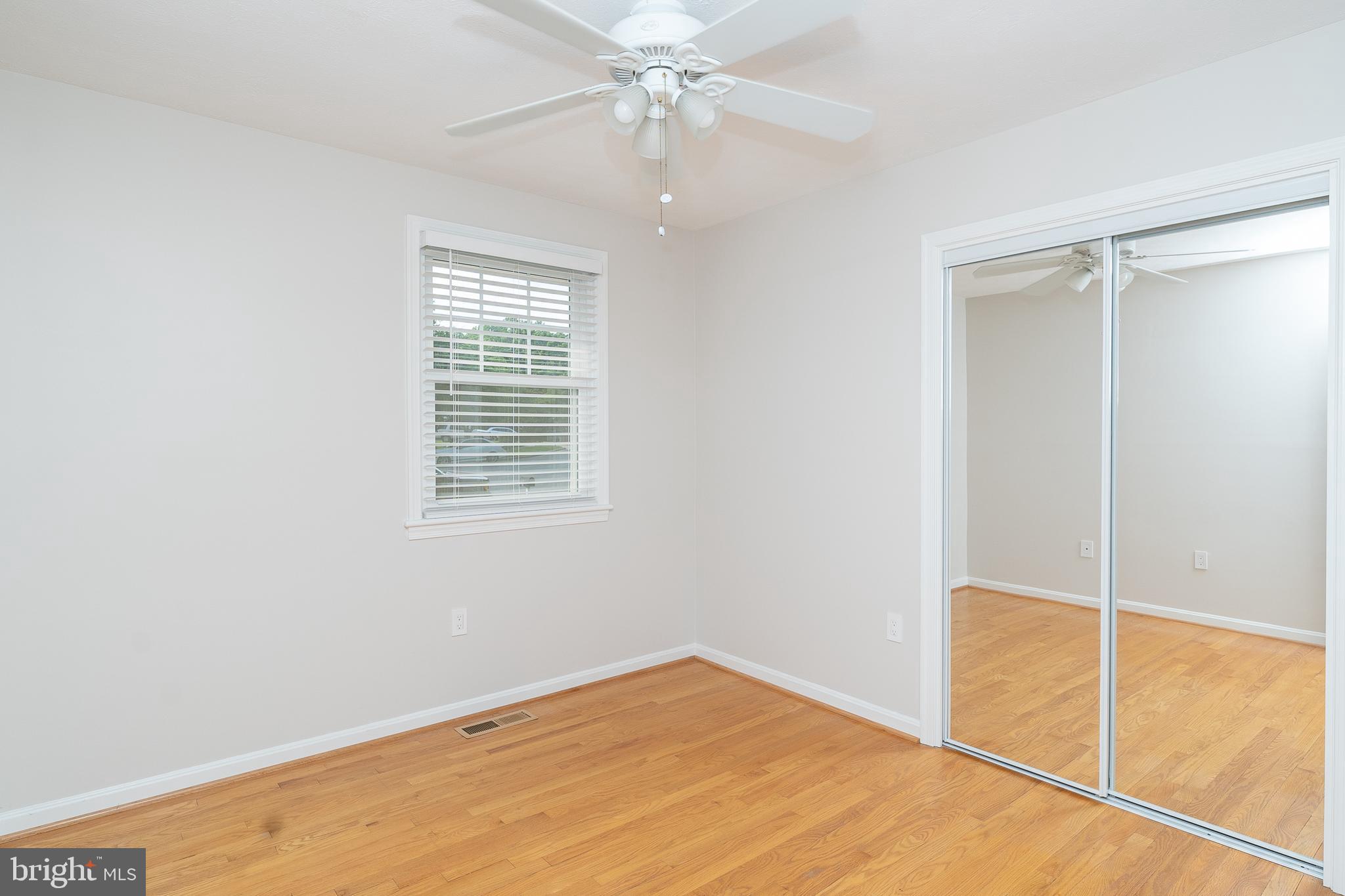 WILLIAMSBURG ESTATES - Residential