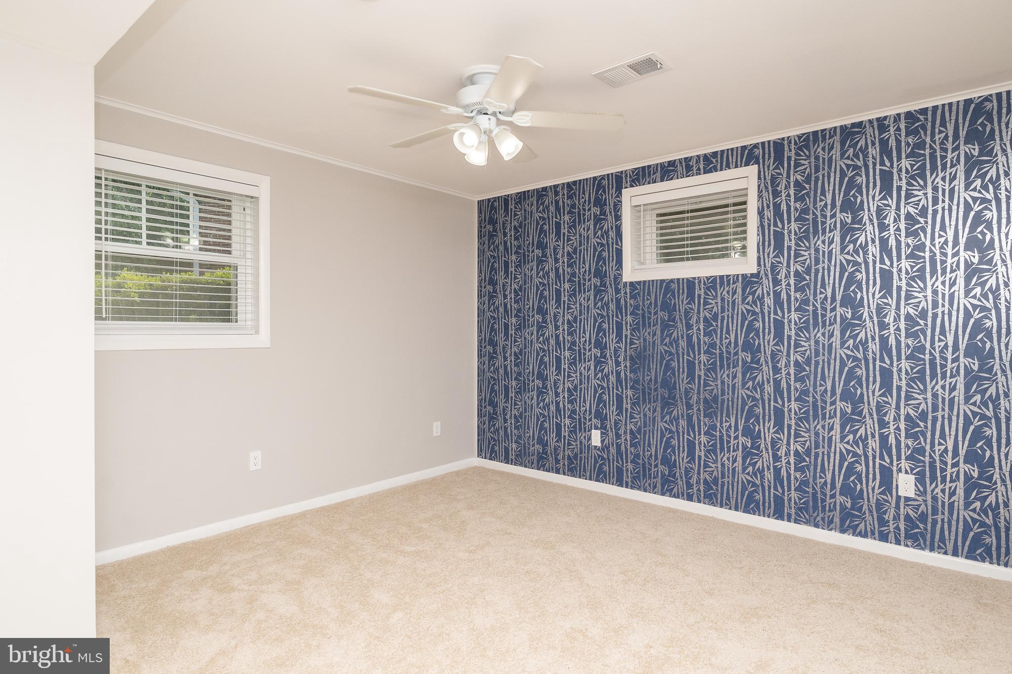 WILLIAMSBURG ESTATES - Residential