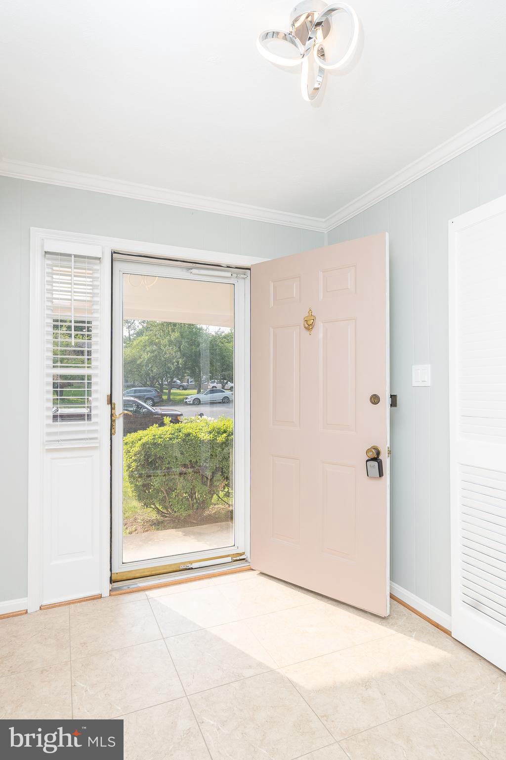 WILLIAMSBURG ESTATES - Residential