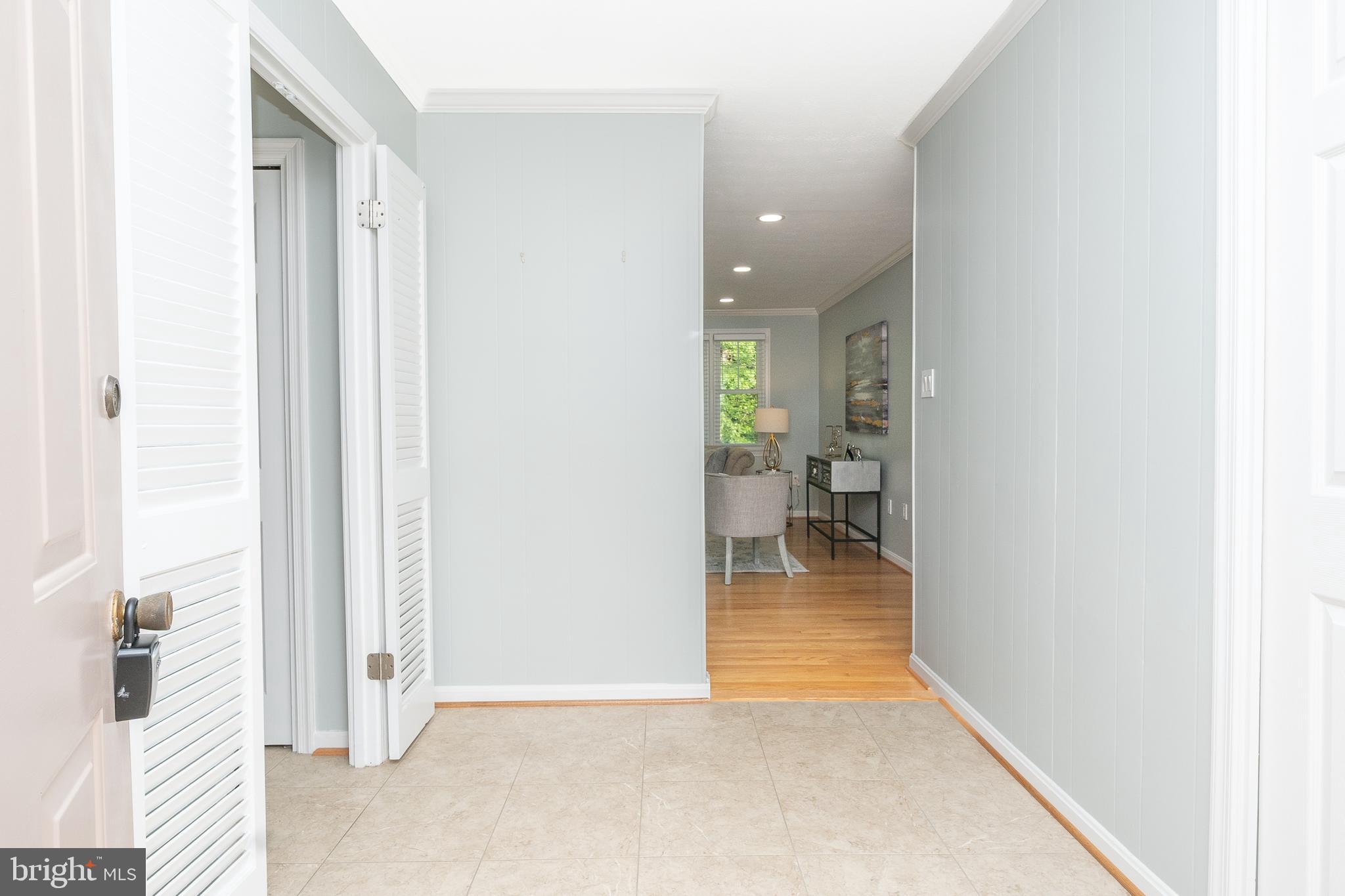 WILLIAMSBURG ESTATES - Residential