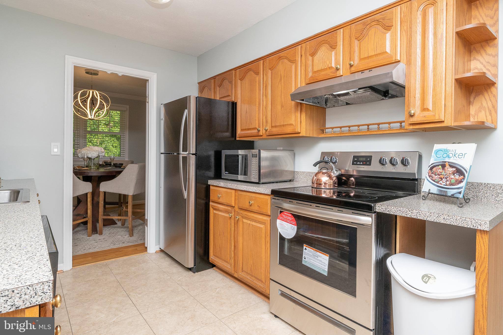 WILLIAMSBURG ESTATES - Residential