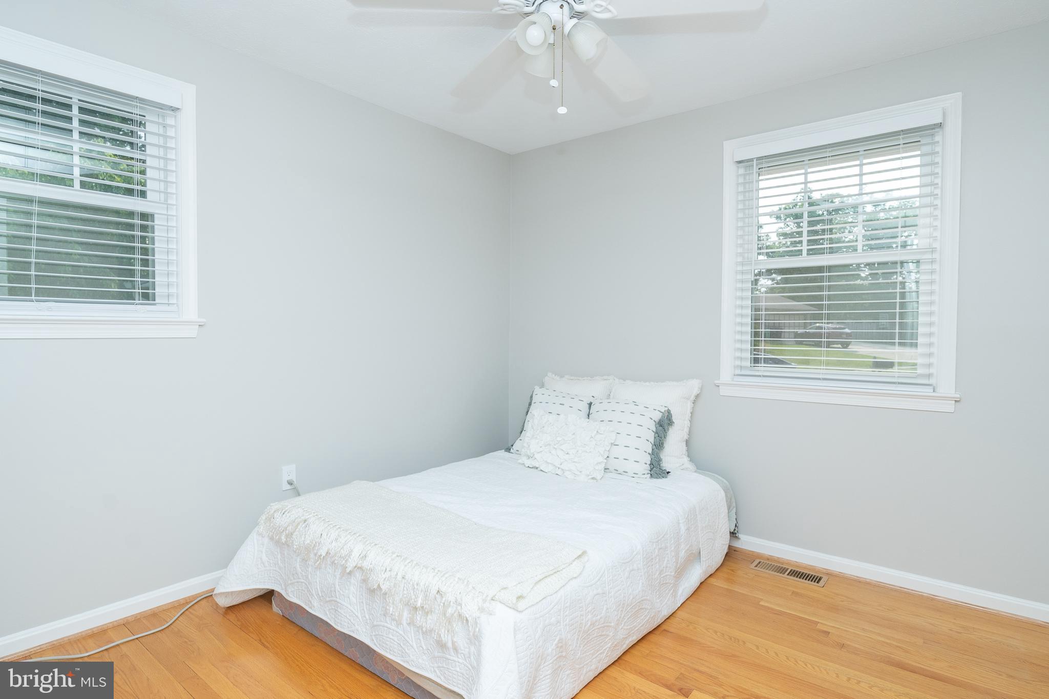 WILLIAMSBURG ESTATES - Residential