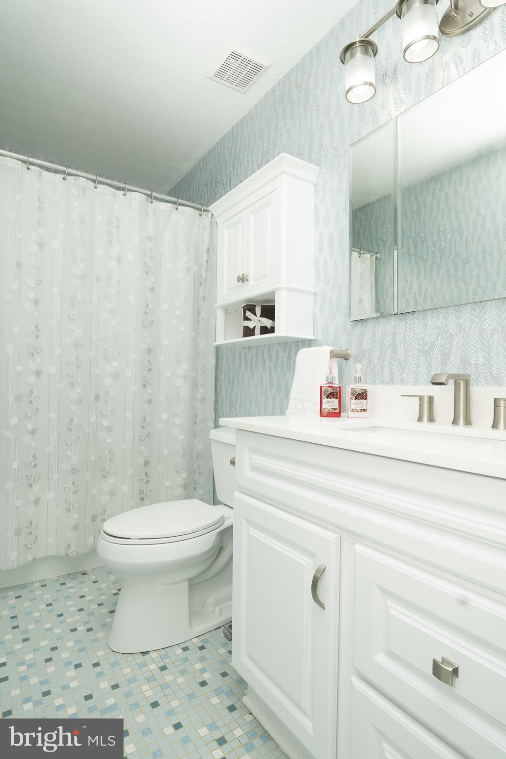 WILLIAMSBURG ESTATES - Residential