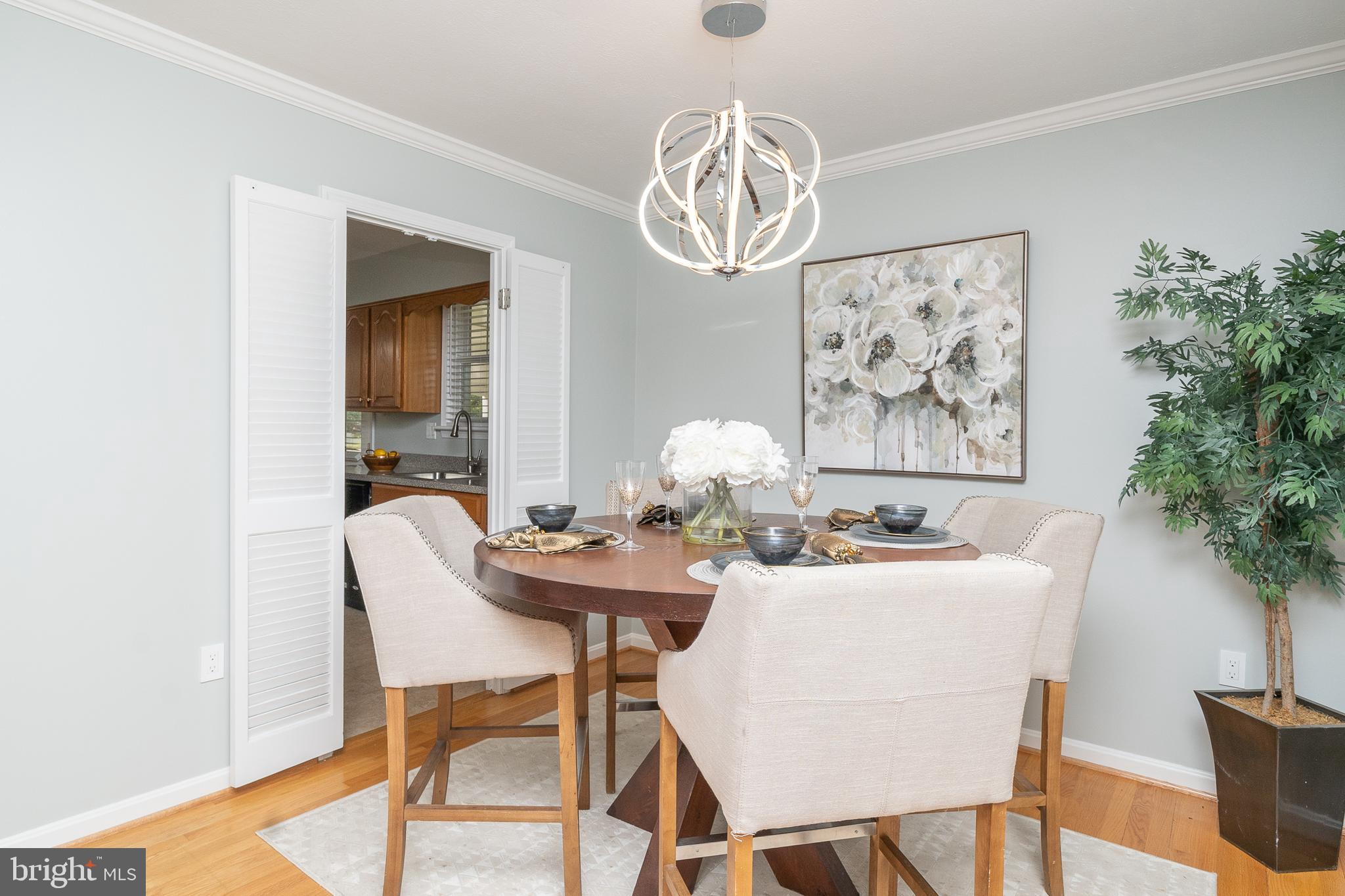 WILLIAMSBURG ESTATES - Residential