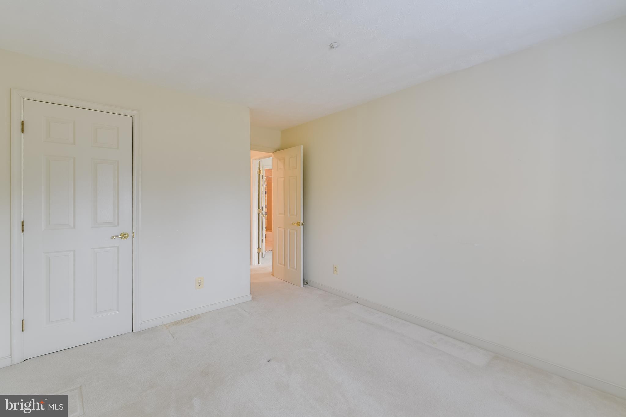 POND CONDOMINIUMS - Residential