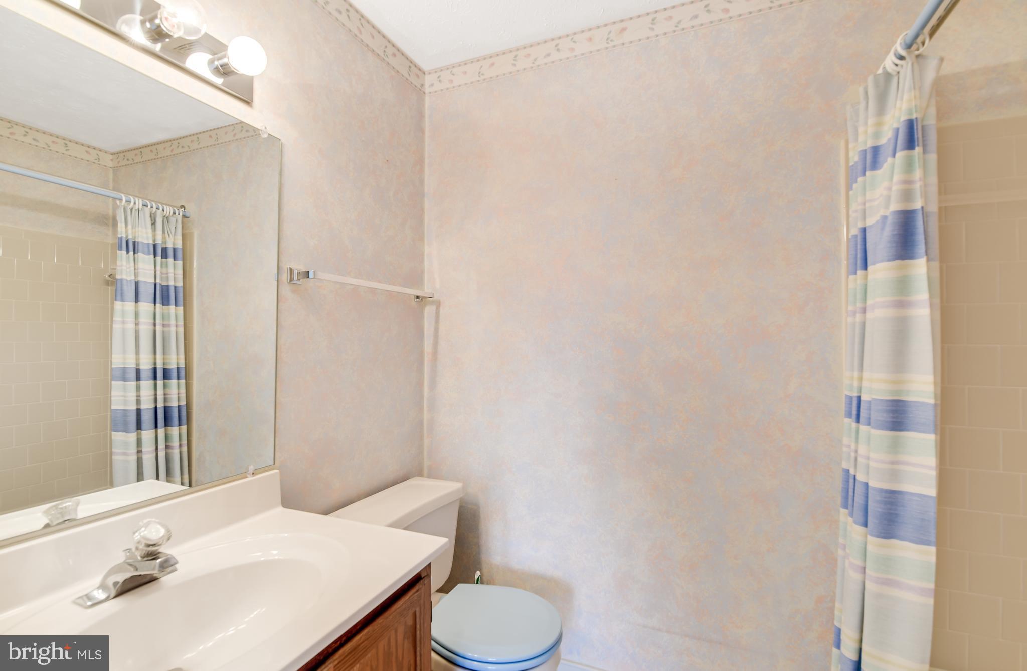 POND CONDOMINIUMS - Residential