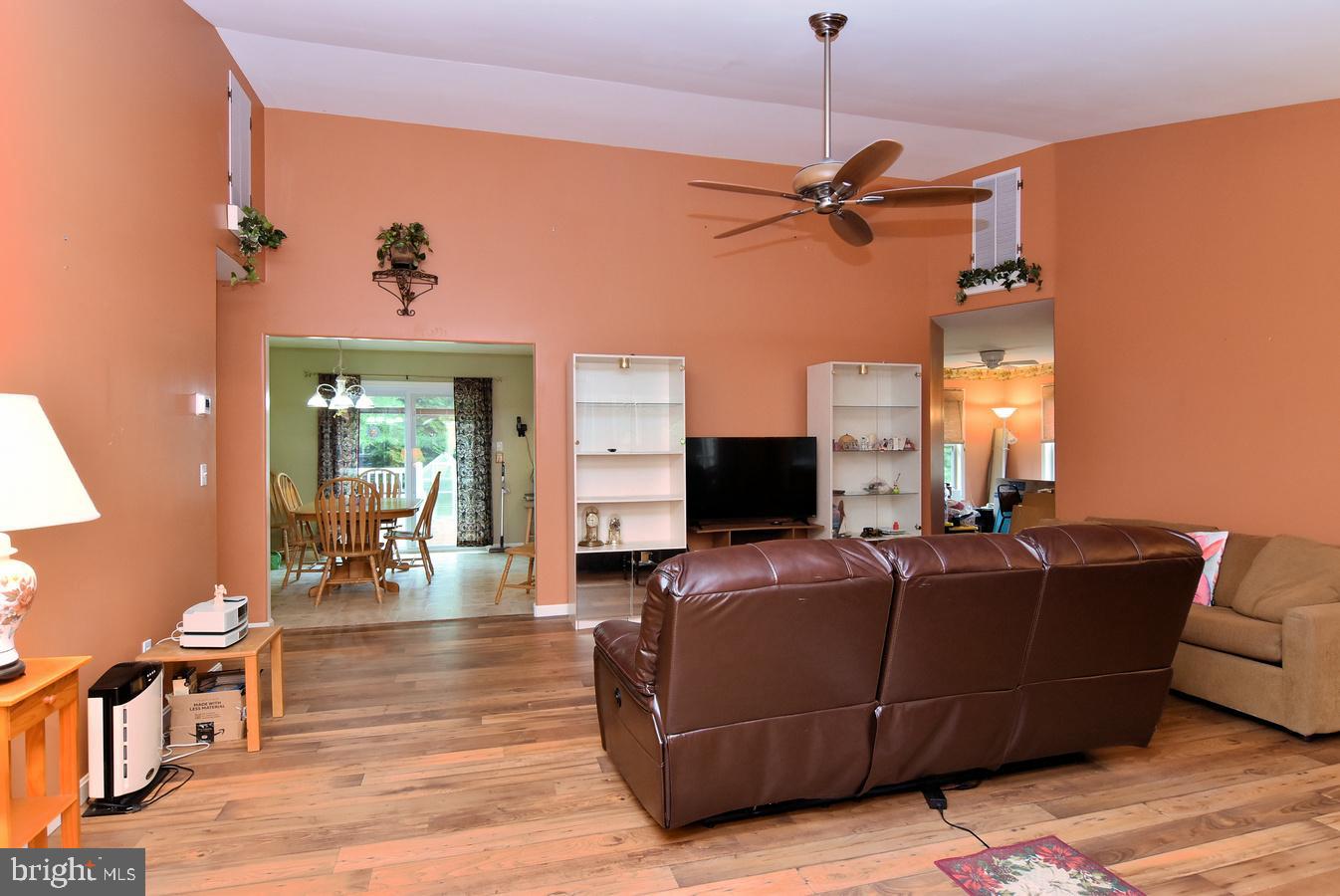 322 MATTHEWS CIRCLE