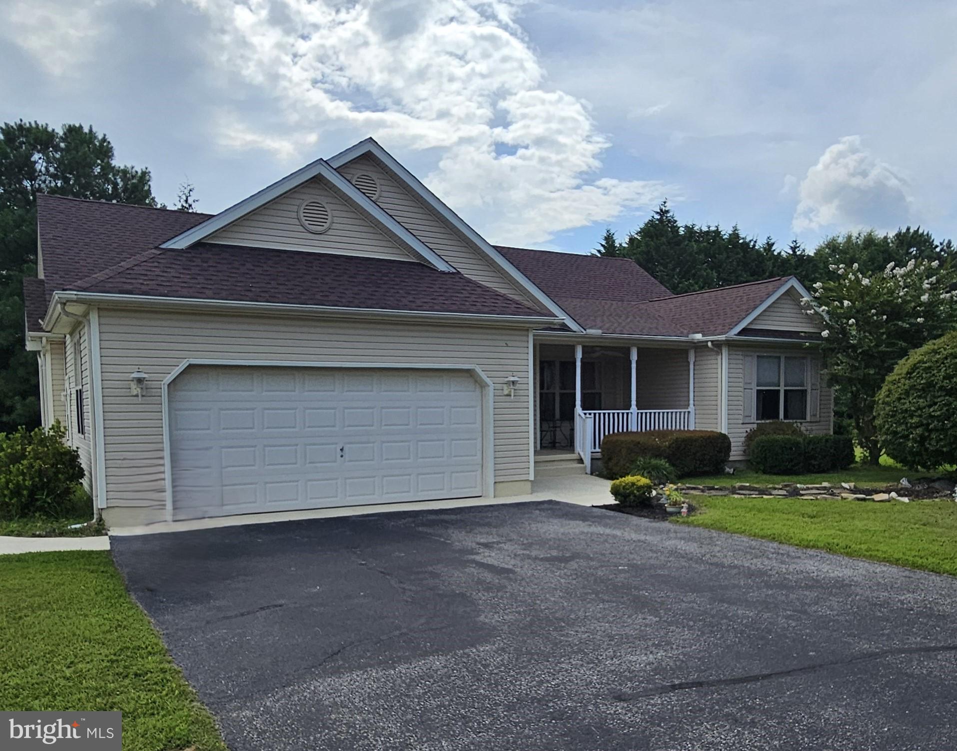 322 MATTHEWS CIRCLE