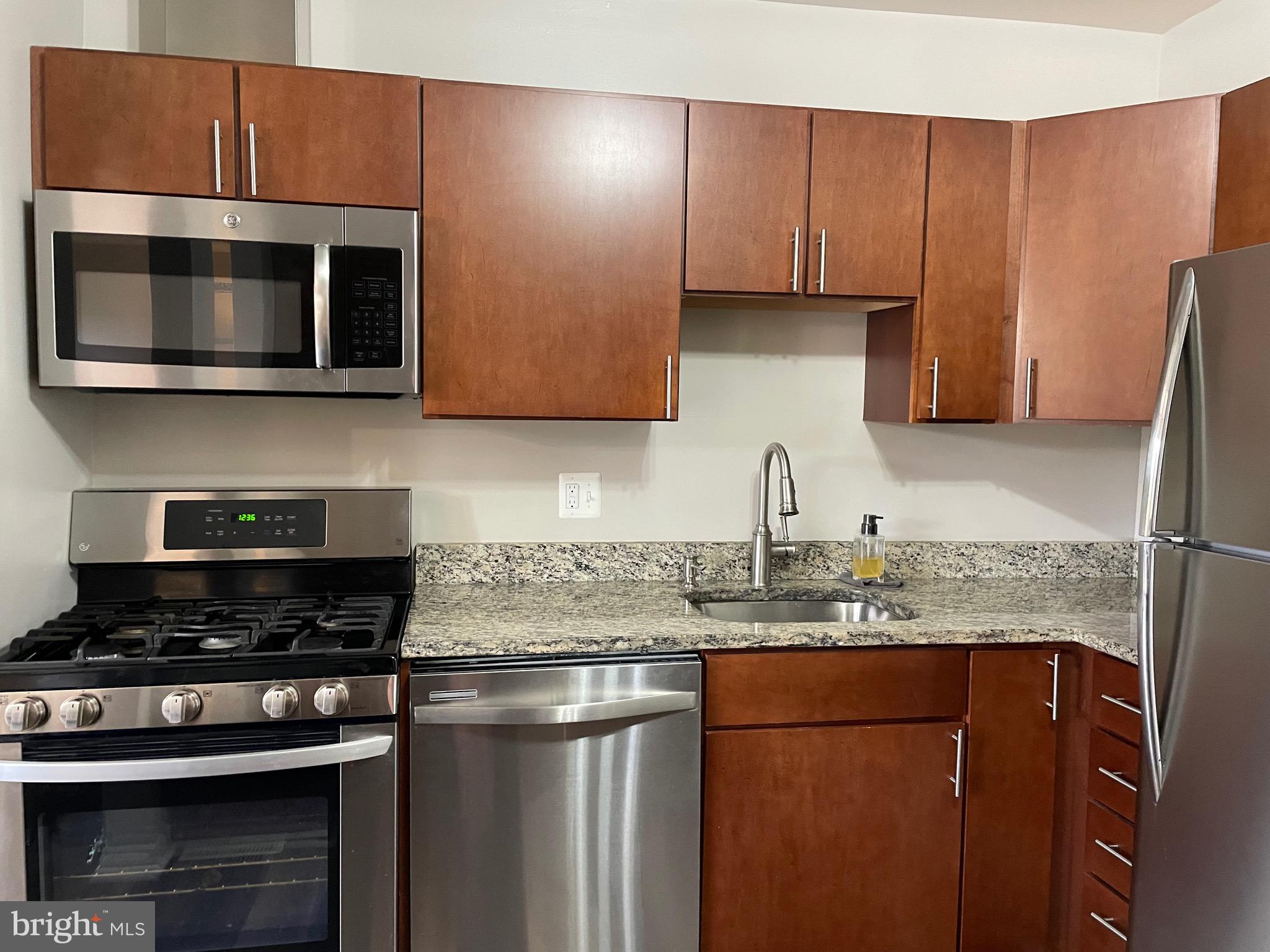 CROSS KEYS - Residential