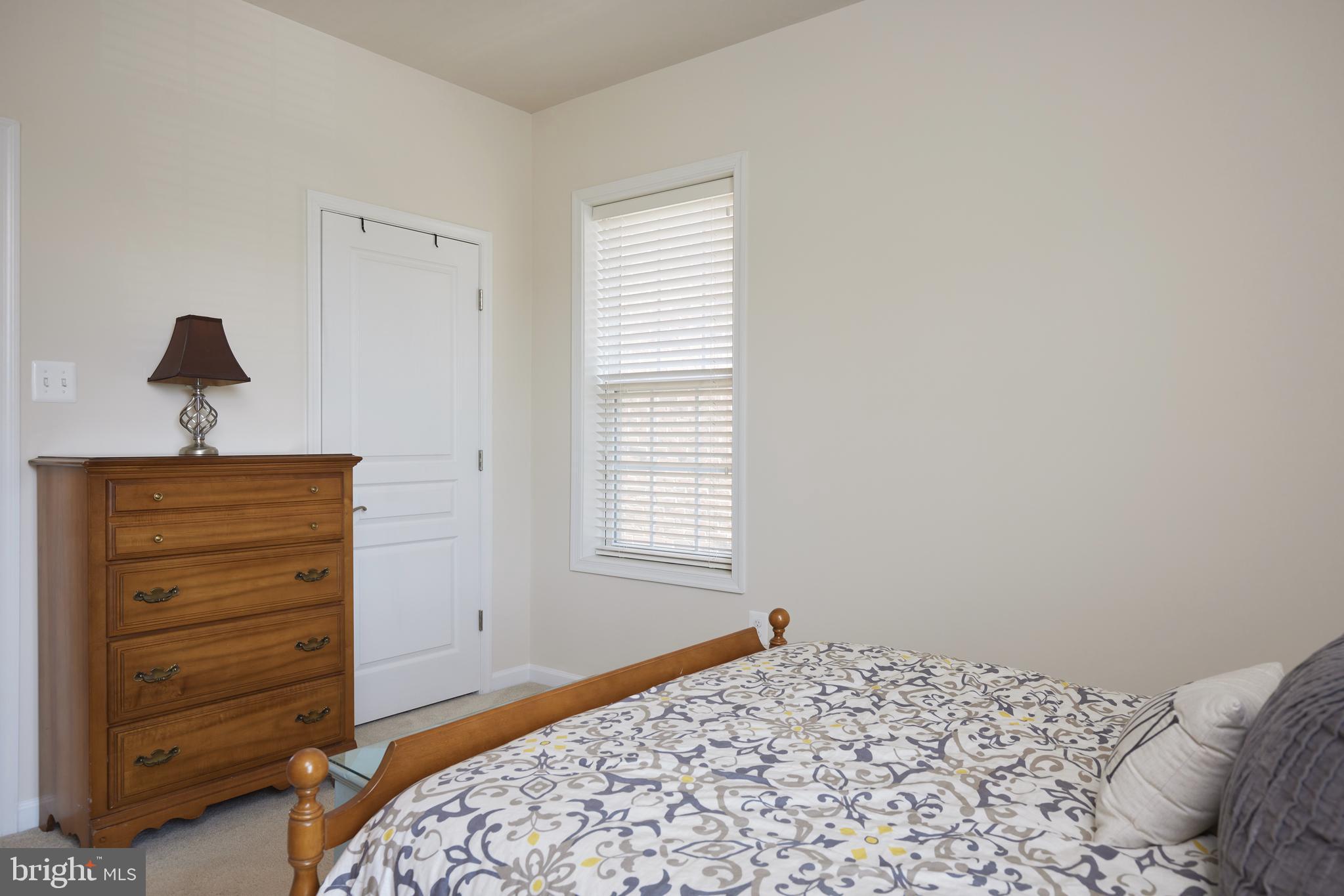 PARKLANDS AT WATKINS MILL - Residential