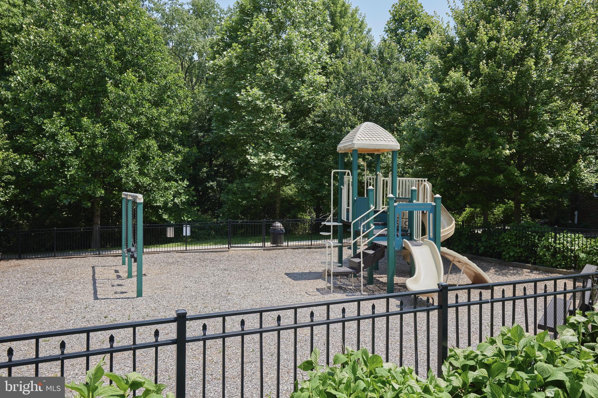 PARKLANDS AT WATKINS MILL - Residential