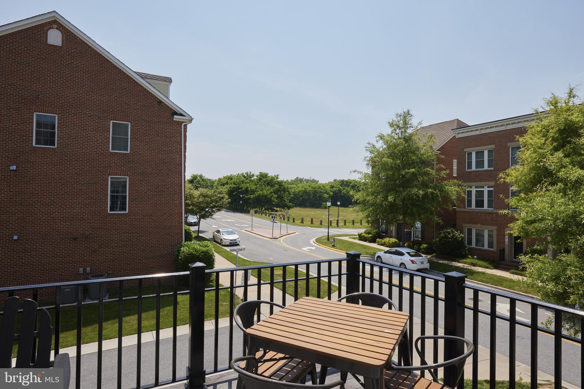 PARKLANDS AT WATKINS MILL - Residential