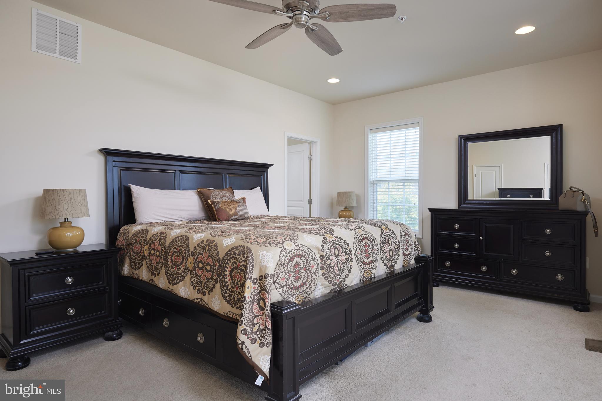 PARKLANDS AT WATKINS MILL - Residential