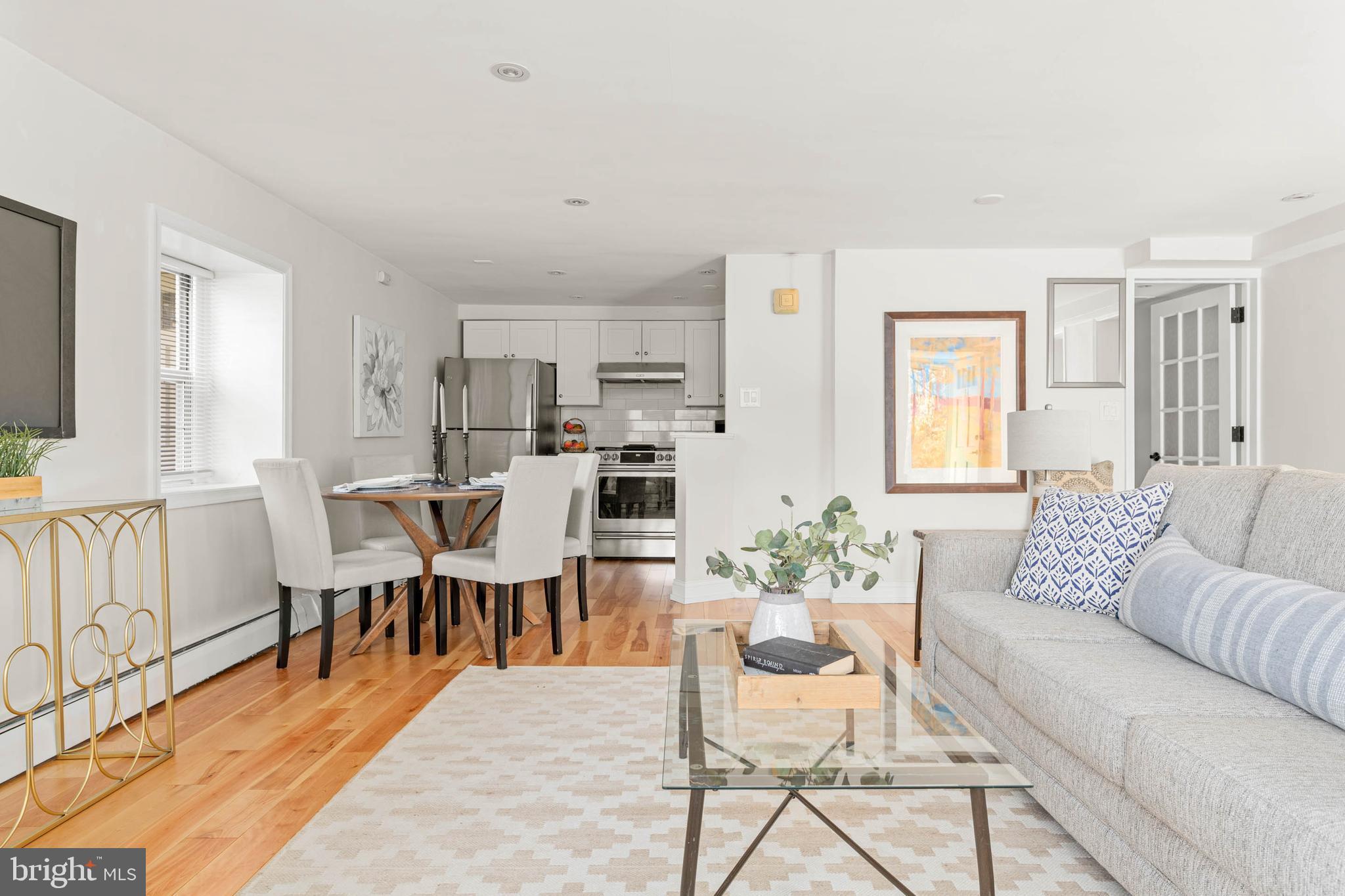 383 LAKESIDE ROAD G-2