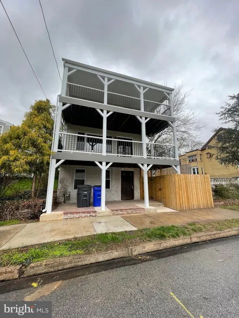 727 Walnut Street, Pottstown, PA MLS: PAMC2136694