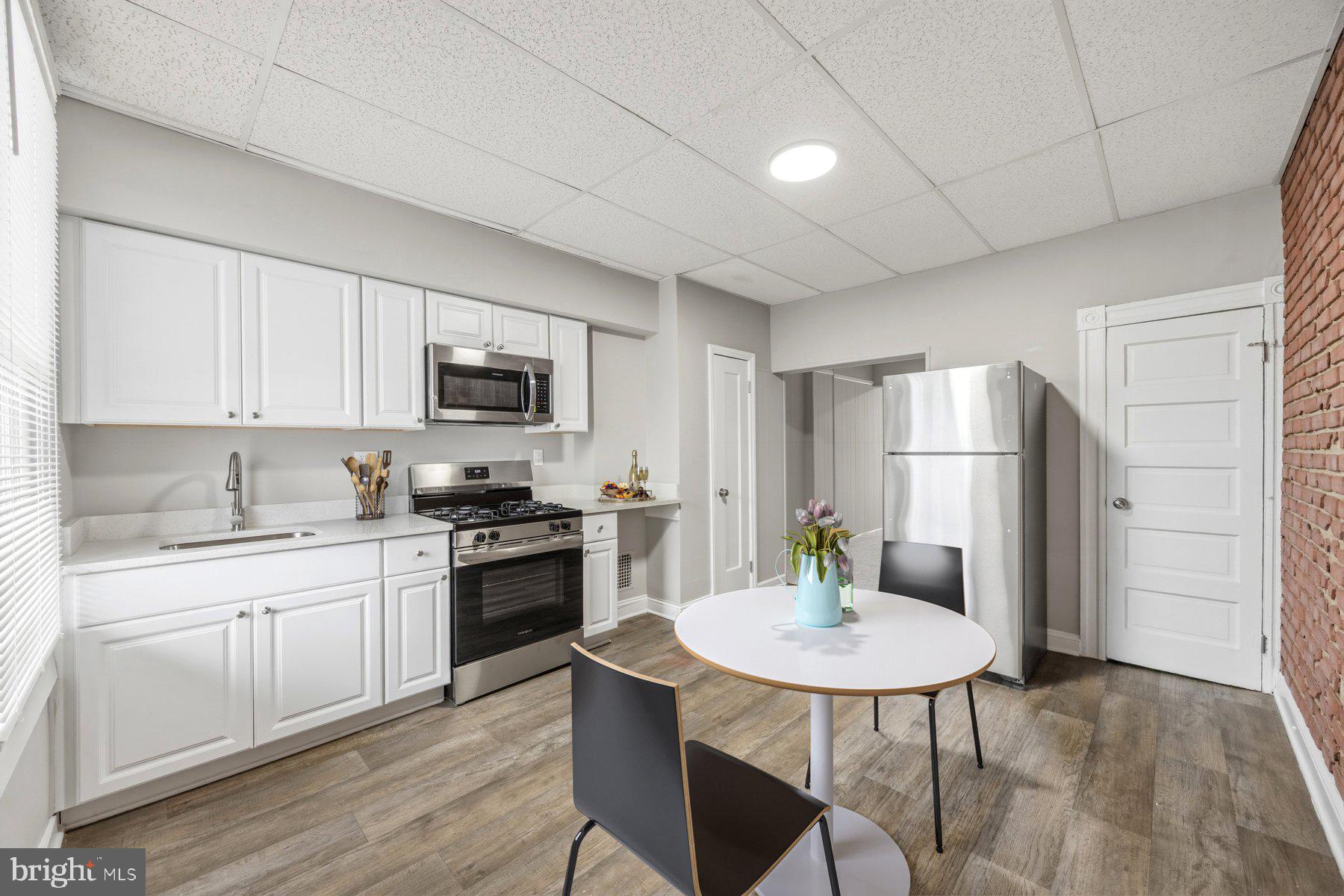 MCELDERRY PARK - Residential