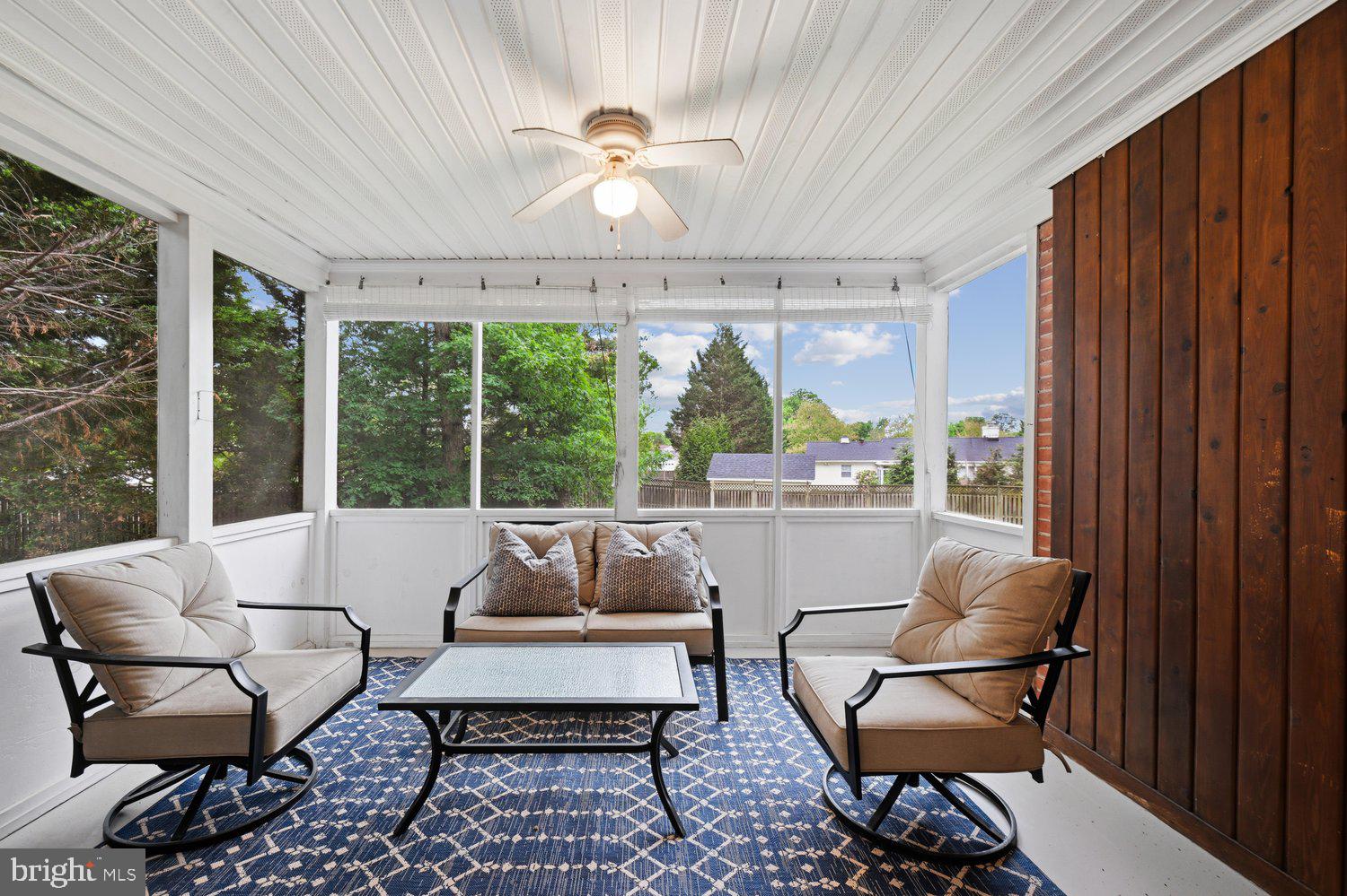 MANOR PARK - Residential