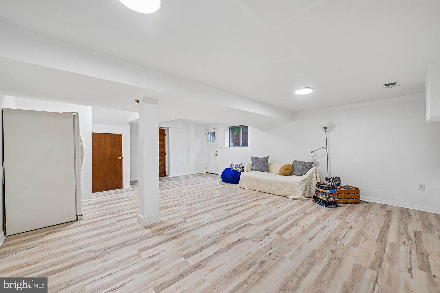 MANOR PARK - Residential