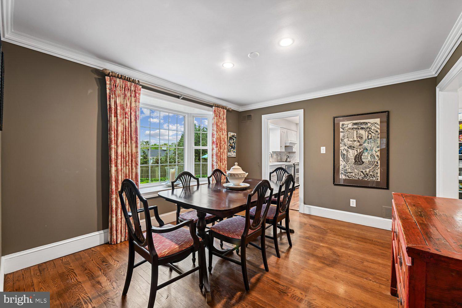 MANOR PARK - Residential