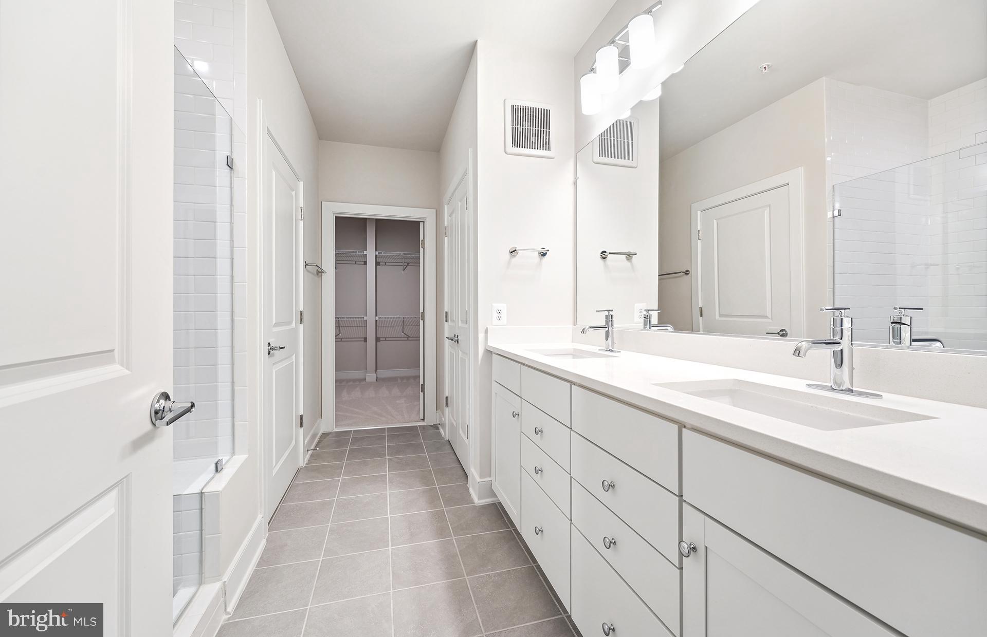 THE FLATS AT NATIONAL HARBOR - Residential