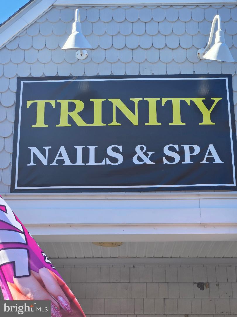 OCEAN PINES - Commercial Sale