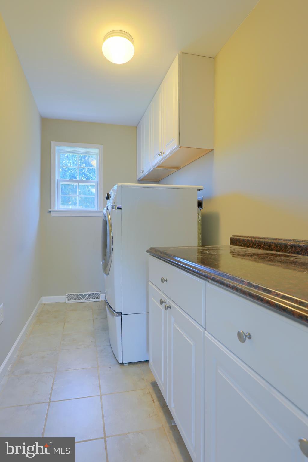 WALLINGFORD ESTATES - Residential