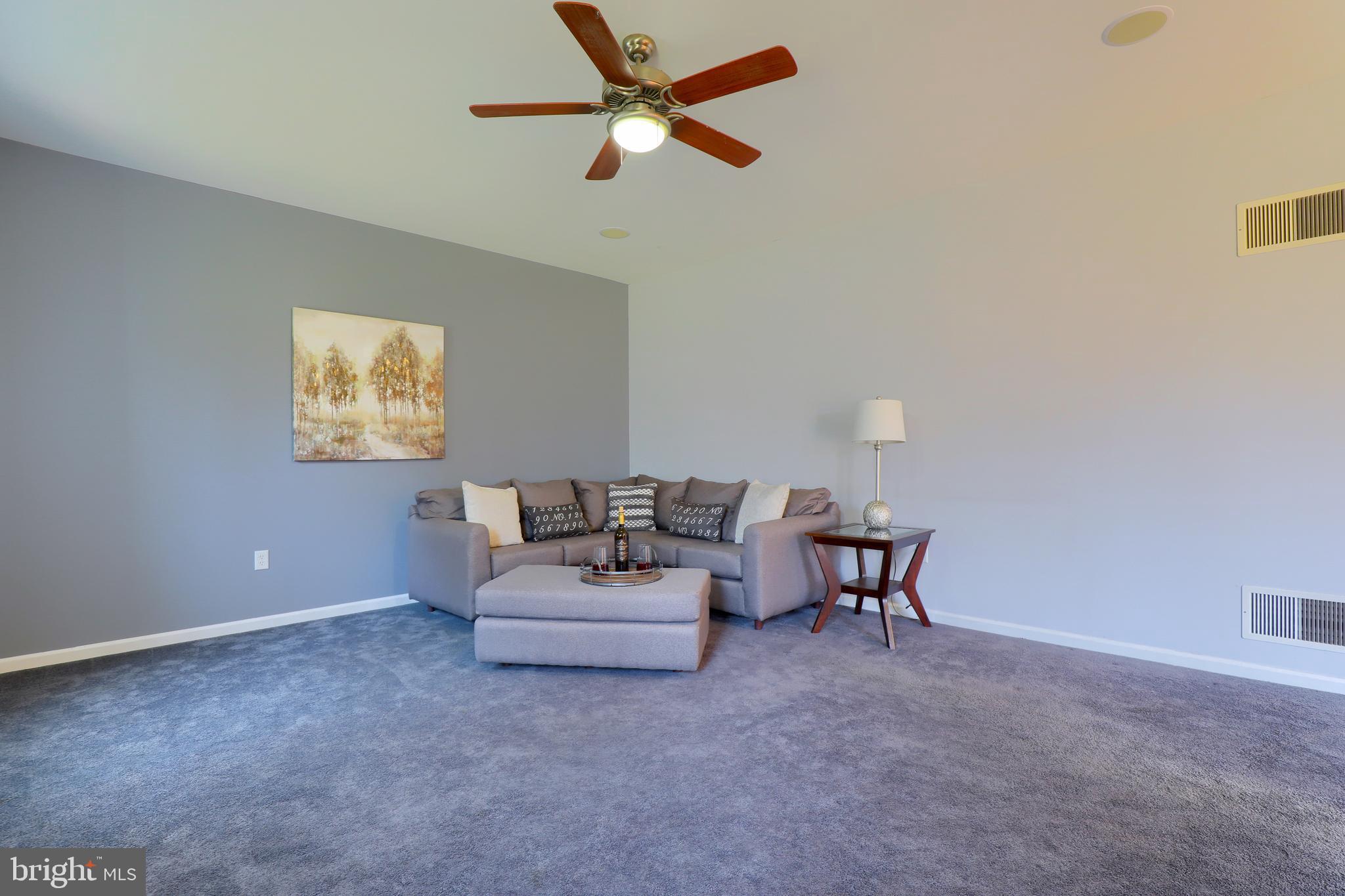 WALLINGFORD ESTATES - Residential