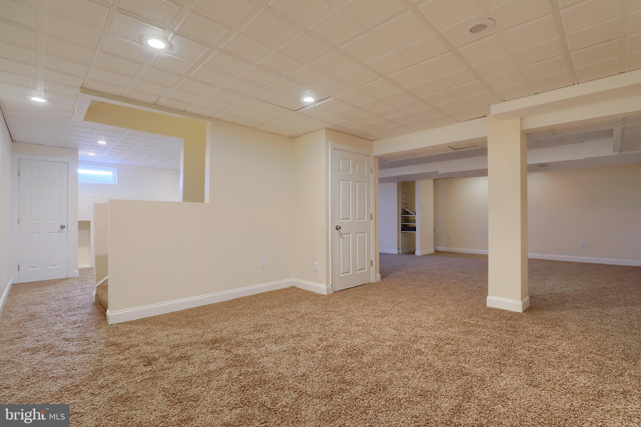 WALLINGFORD ESTATES - Residential