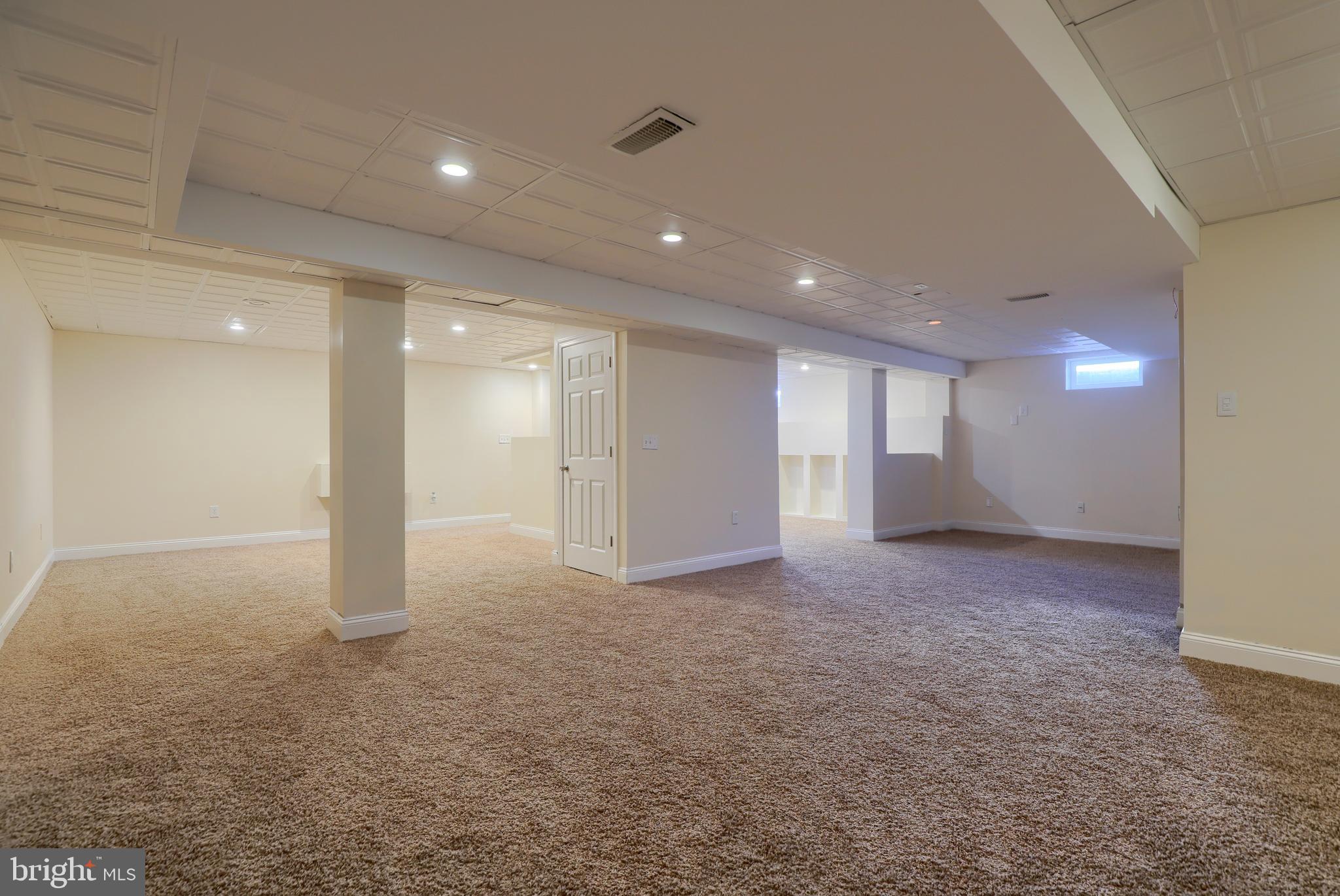 WALLINGFORD ESTATES - Residential