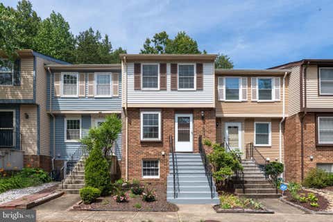 Townhouse For Sale - 6844 Heatherway Court<br/> ALEXANDRIA, VA 22315