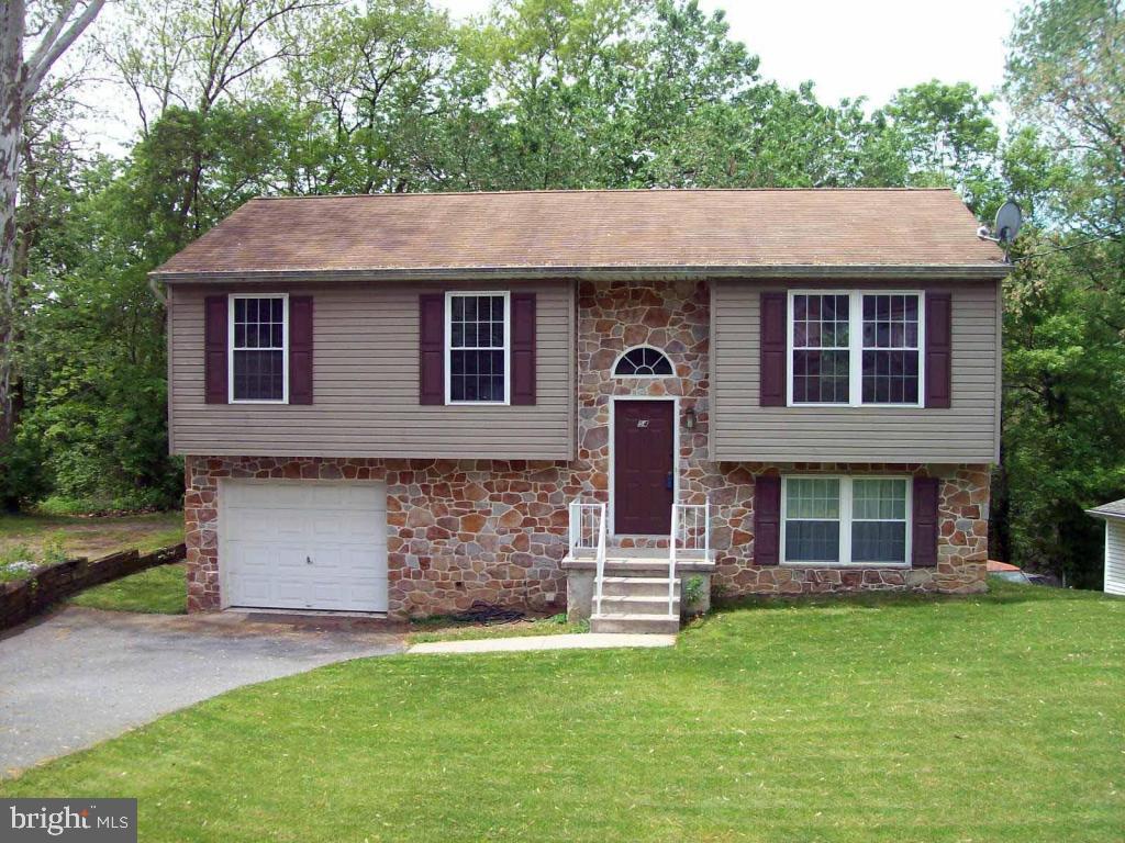EAST LAMPETER - Residential