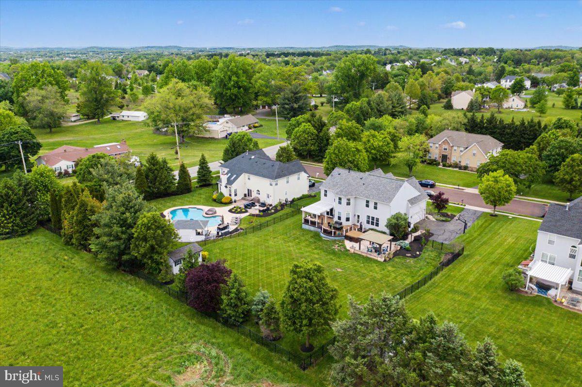 FOX RUN - Residential