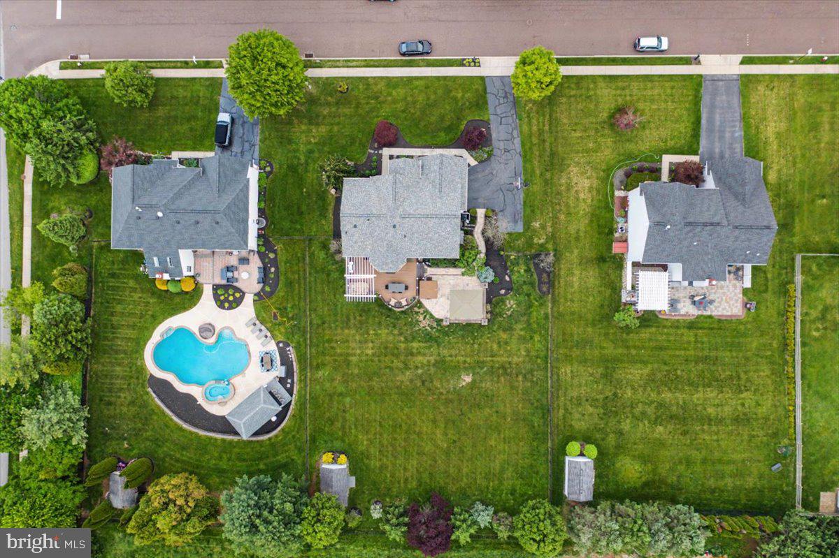 FOX RUN - Residential